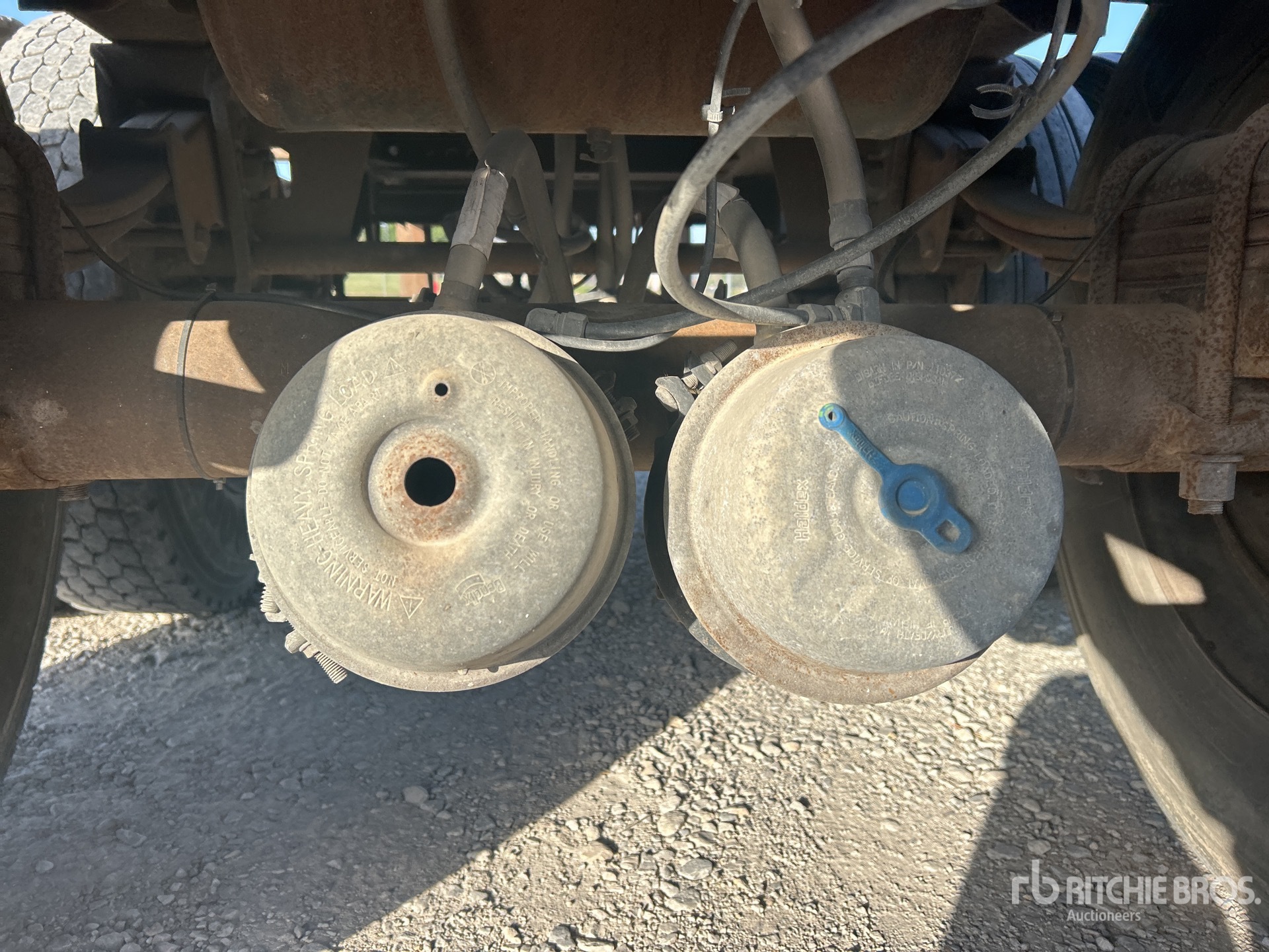 2000 Fruehauf 48 ft T/A (Inoperable)