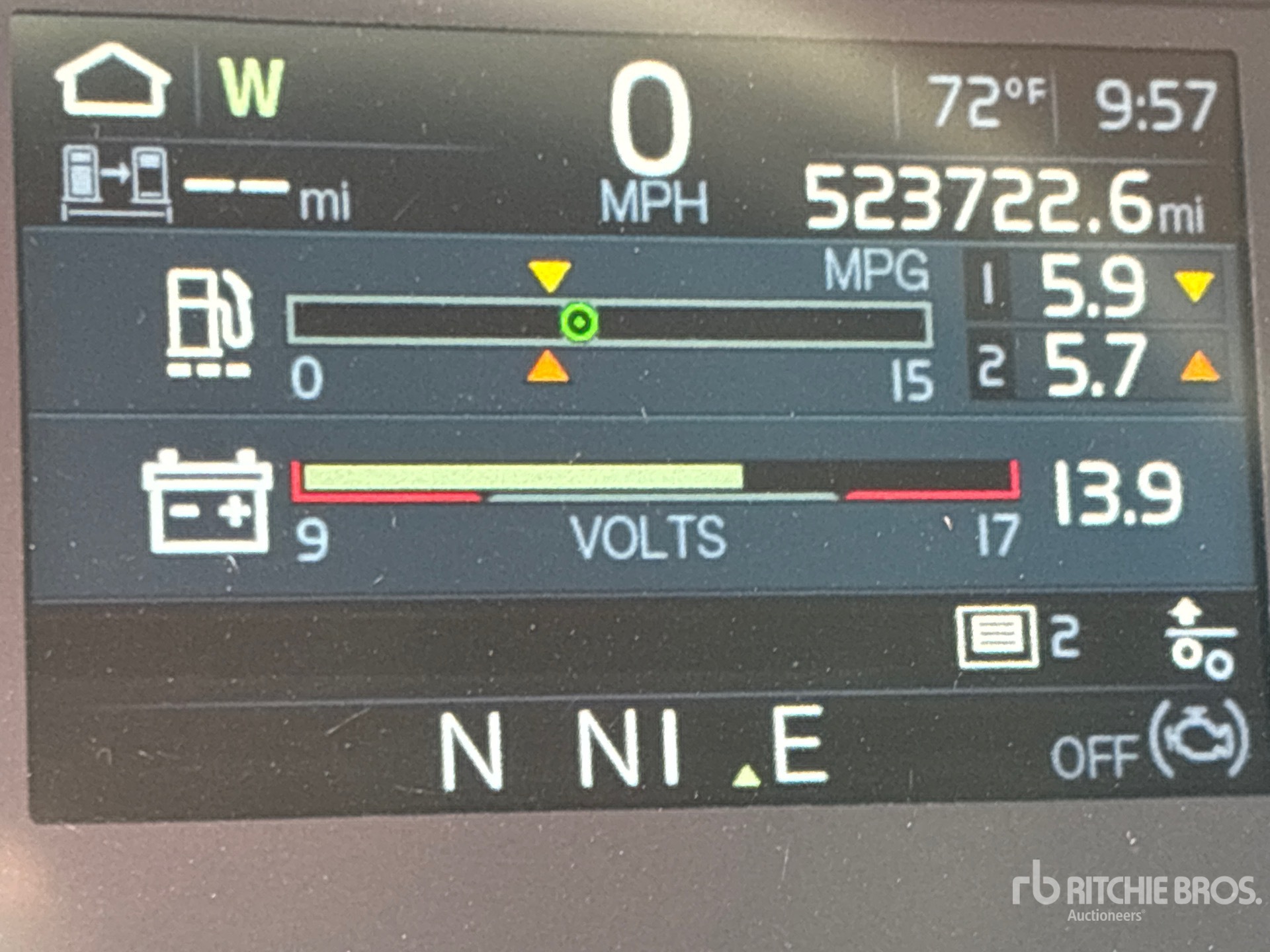 2020 Volvo VNR