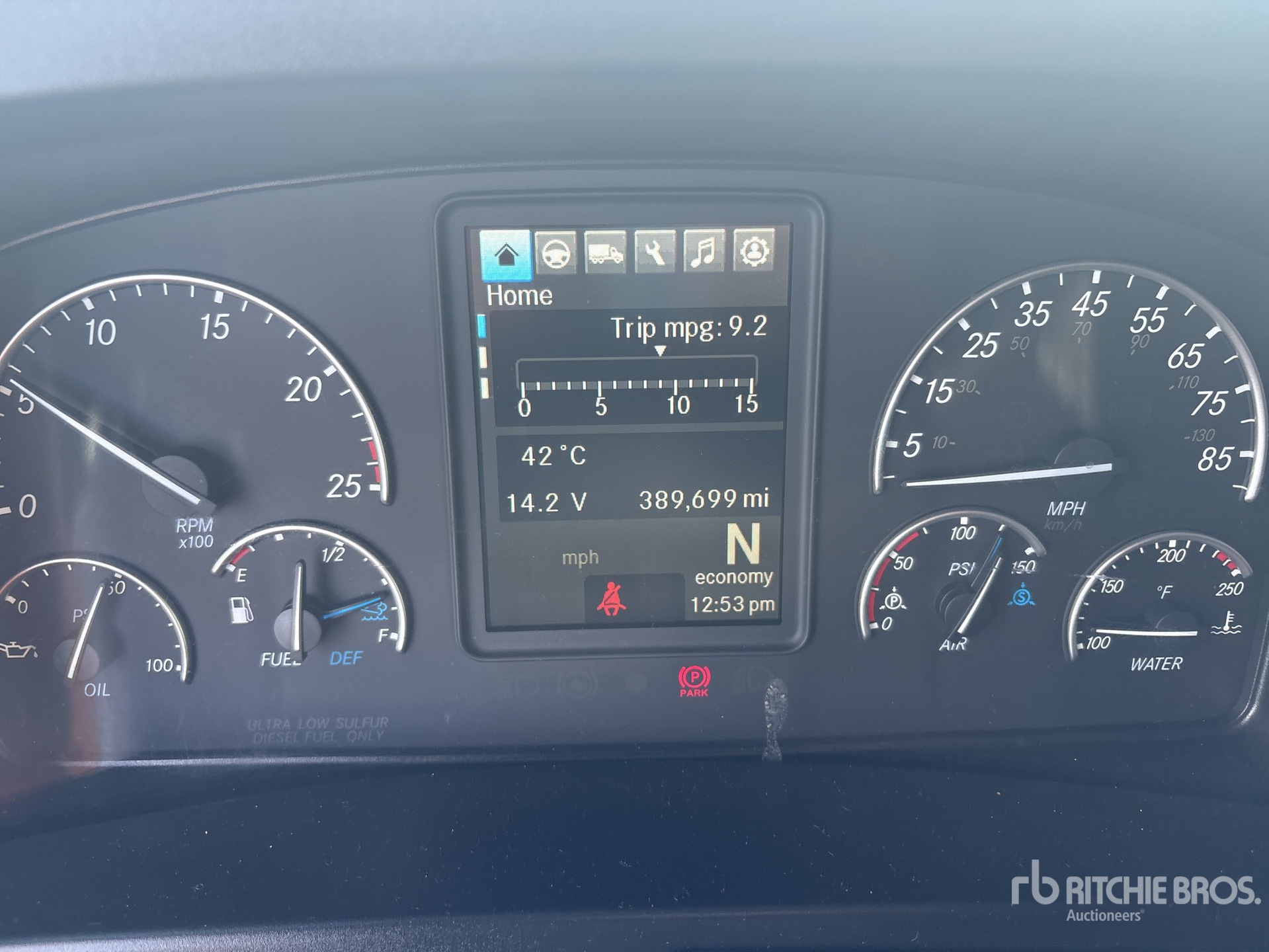 2021 Freightliner CASCADIA 126