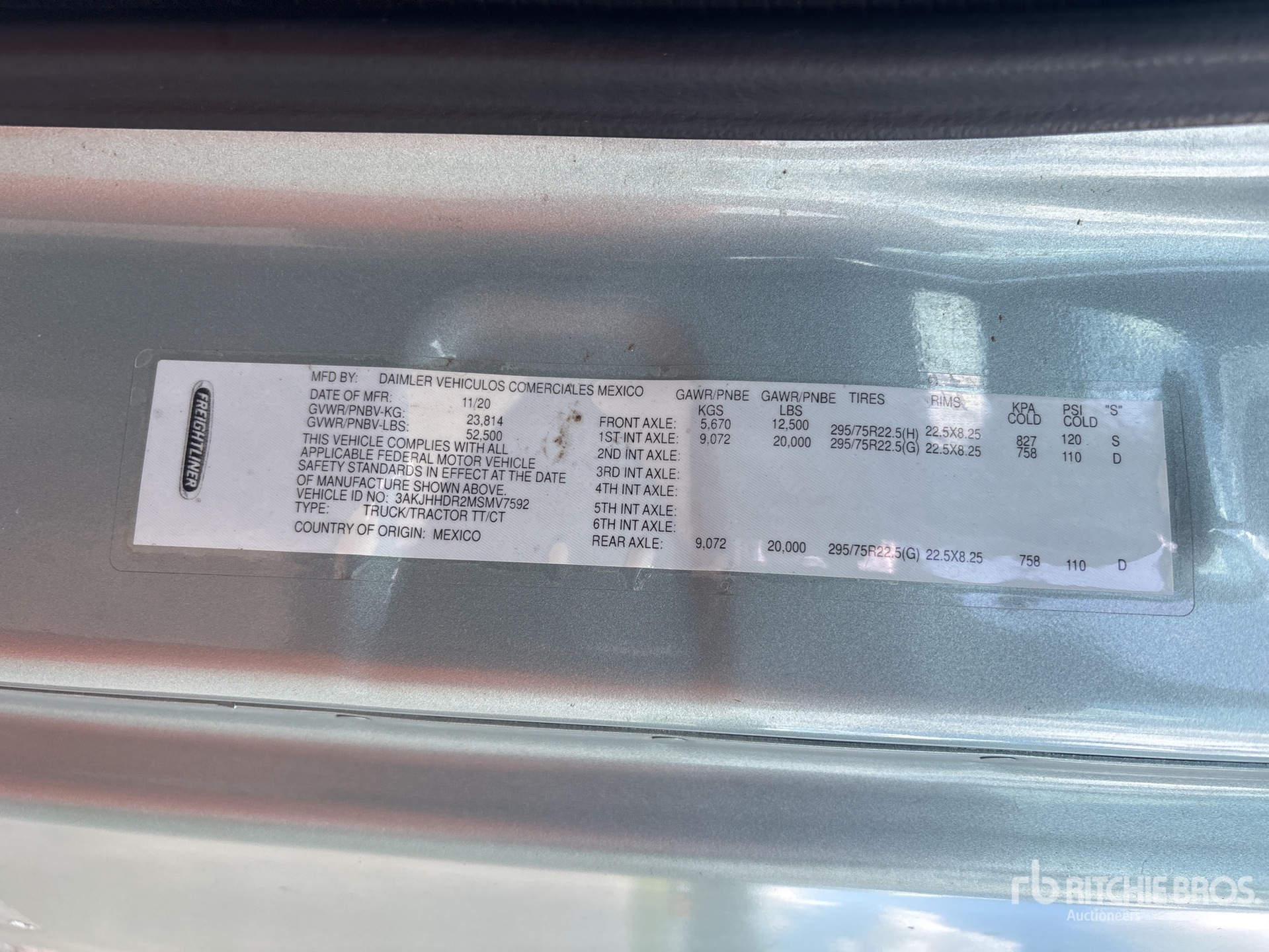 2021 Freightliner CASCADIA 126
