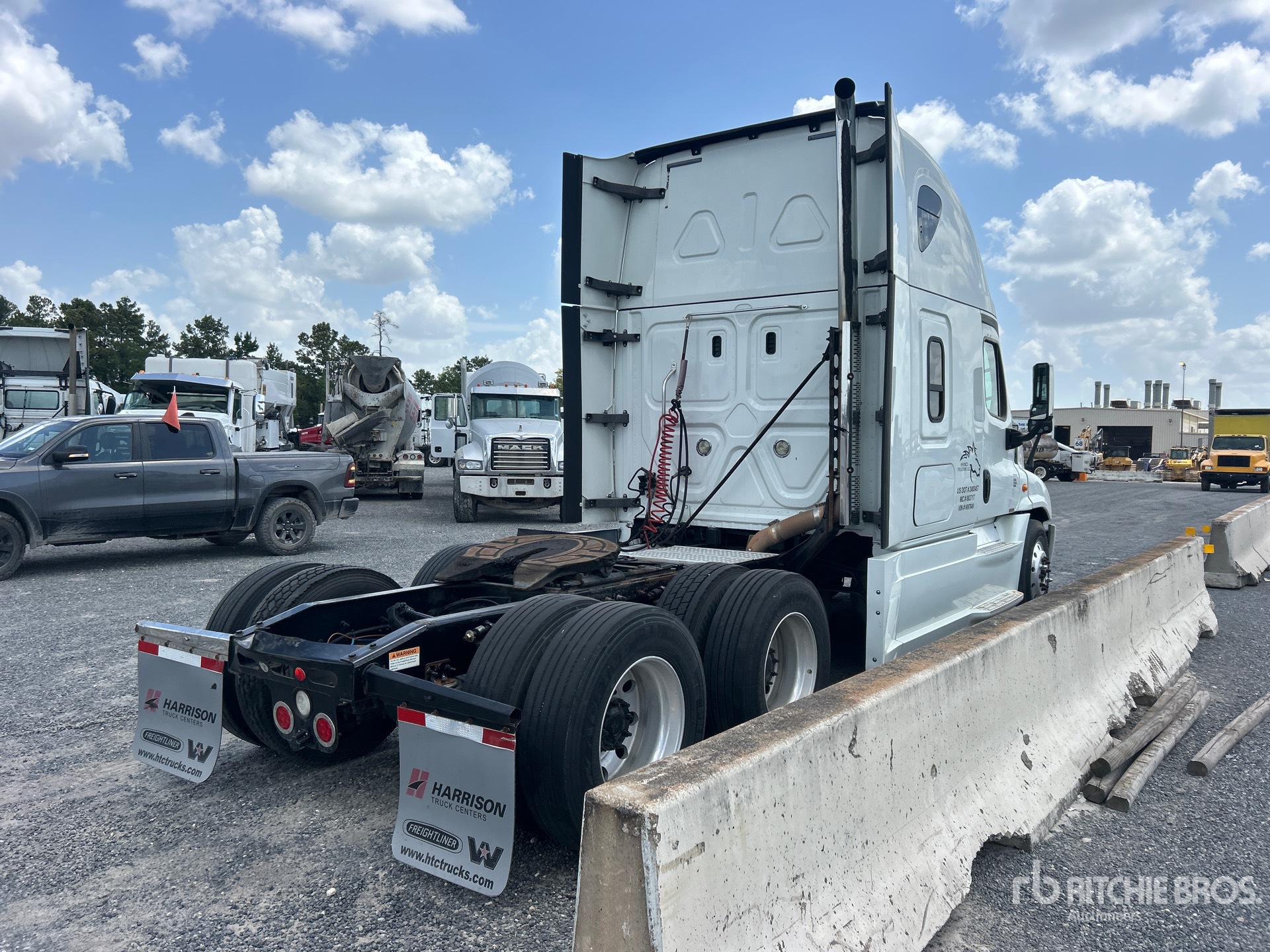 2019 Freightliner CASCADIA 125