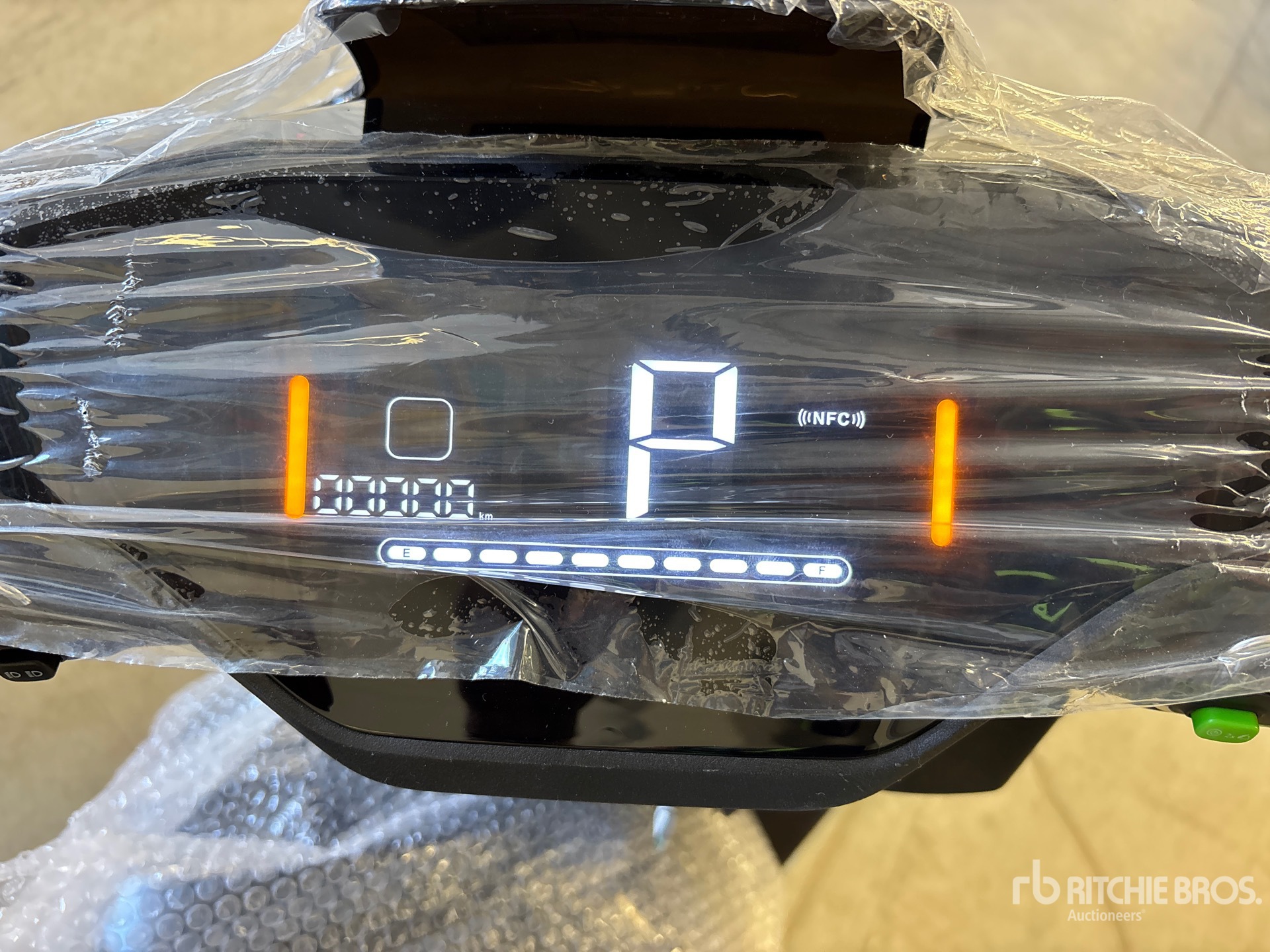 General Appearance with Hour Meter / Odometer