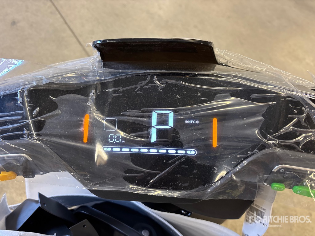 General Appearance with Hour Meter / Odometer