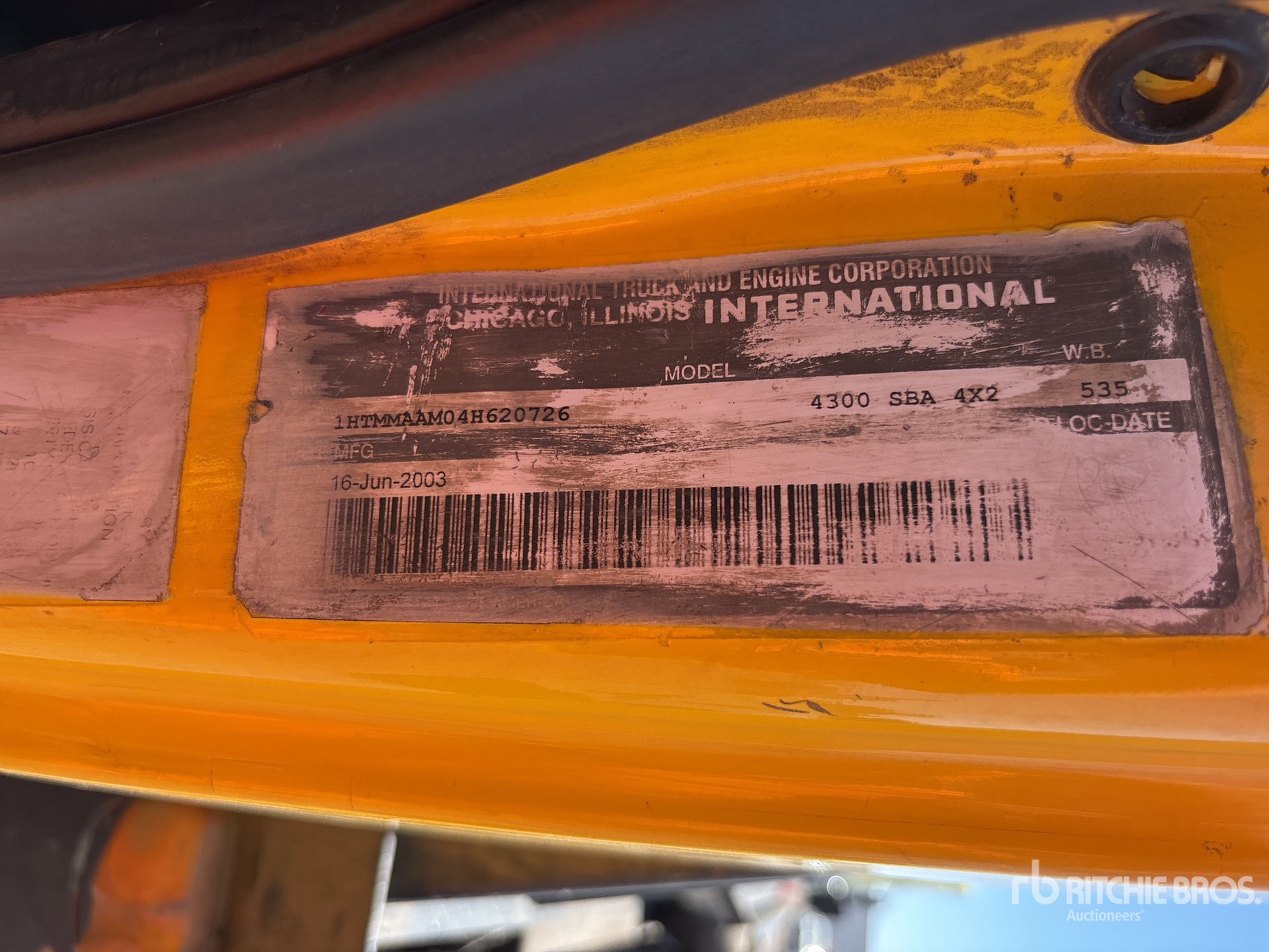 2004 International 4300
