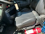 Cab with Seats/armrests