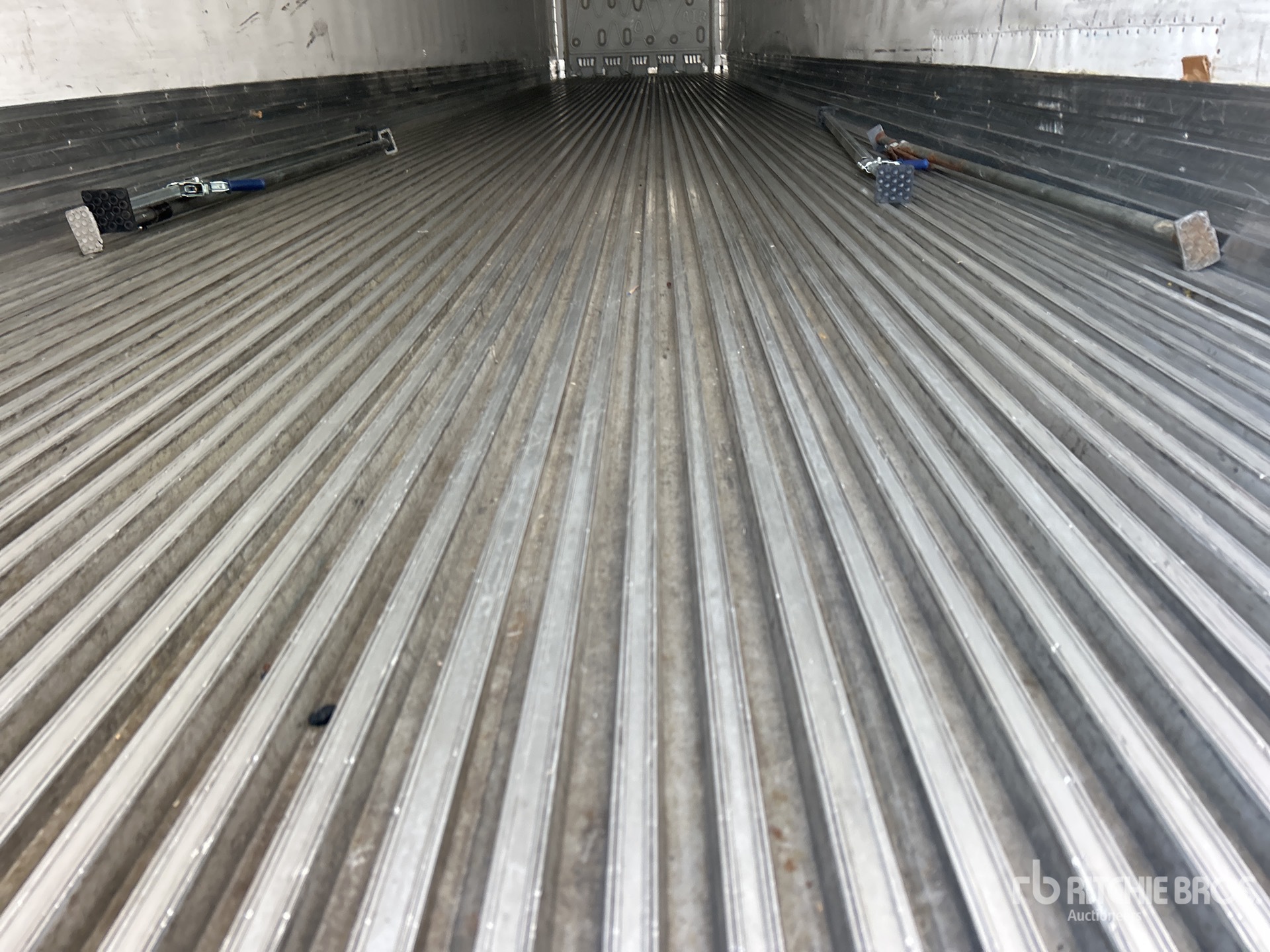 2014 Utility 53 FT X 102 IN T/A