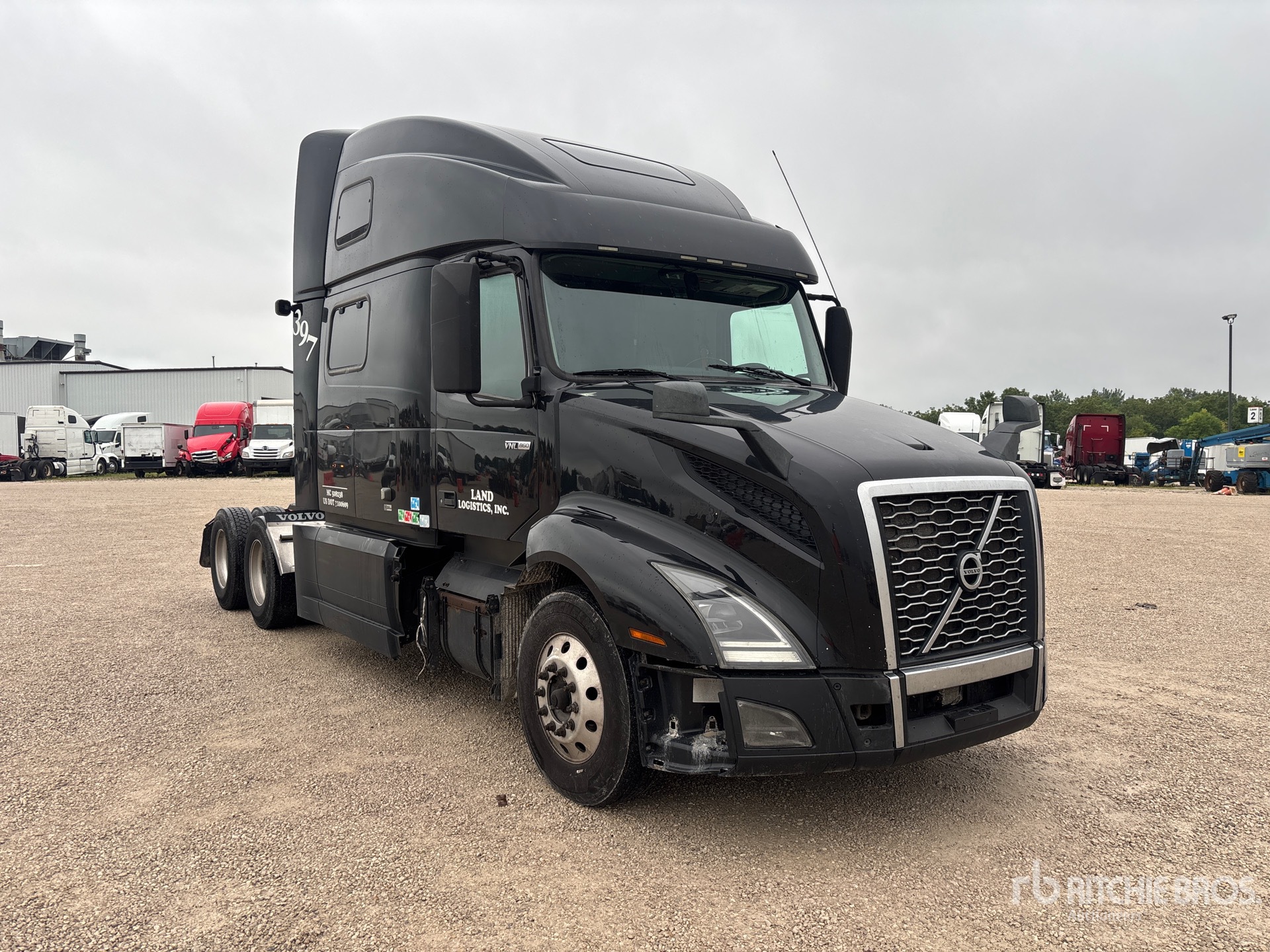 2020 Volvo VNL860