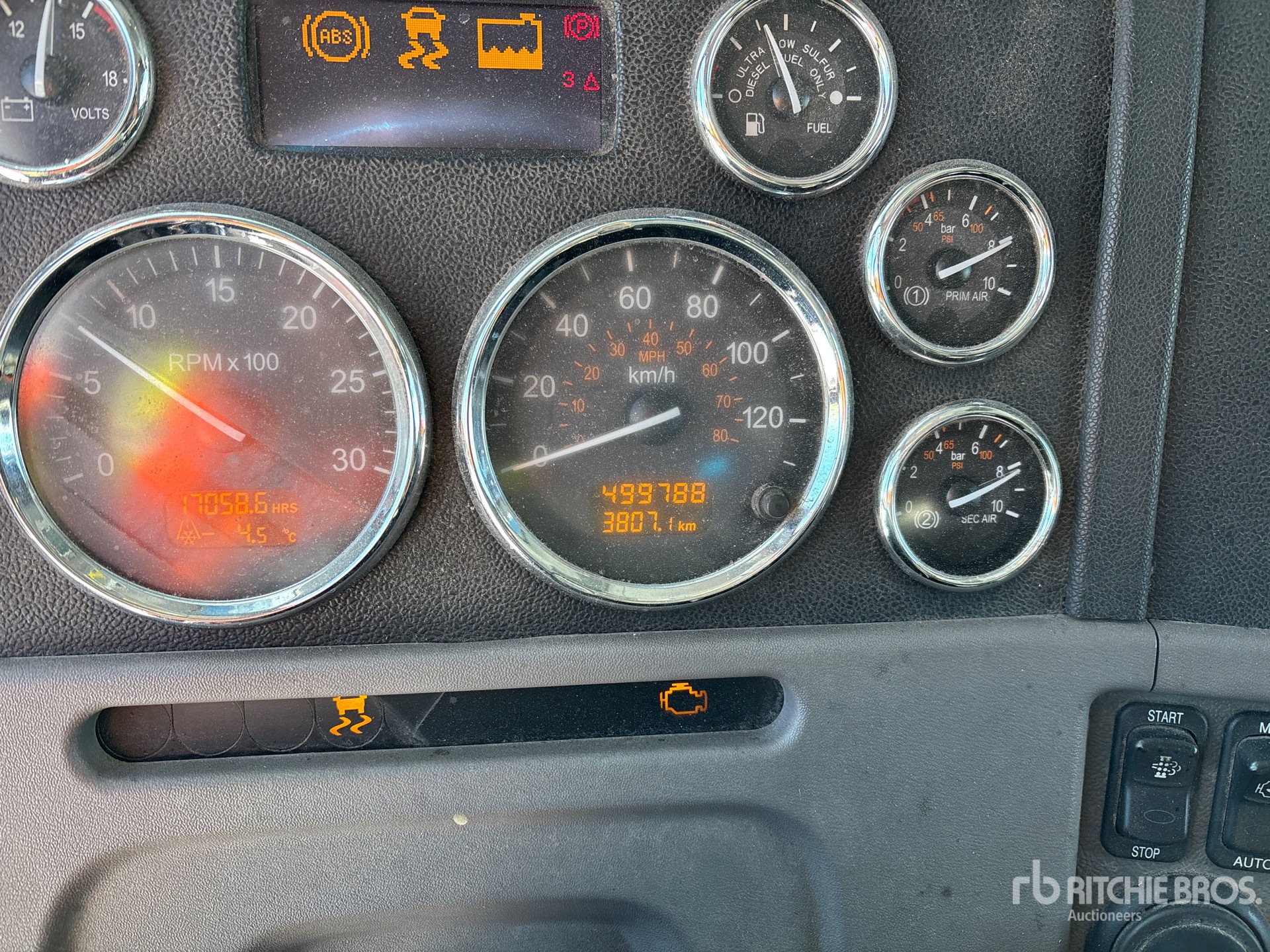 2014 Peterbilt 384