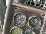 Cab with Oil Pressure