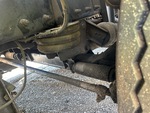 Underbody with Non-Driven Drop Axle (1)