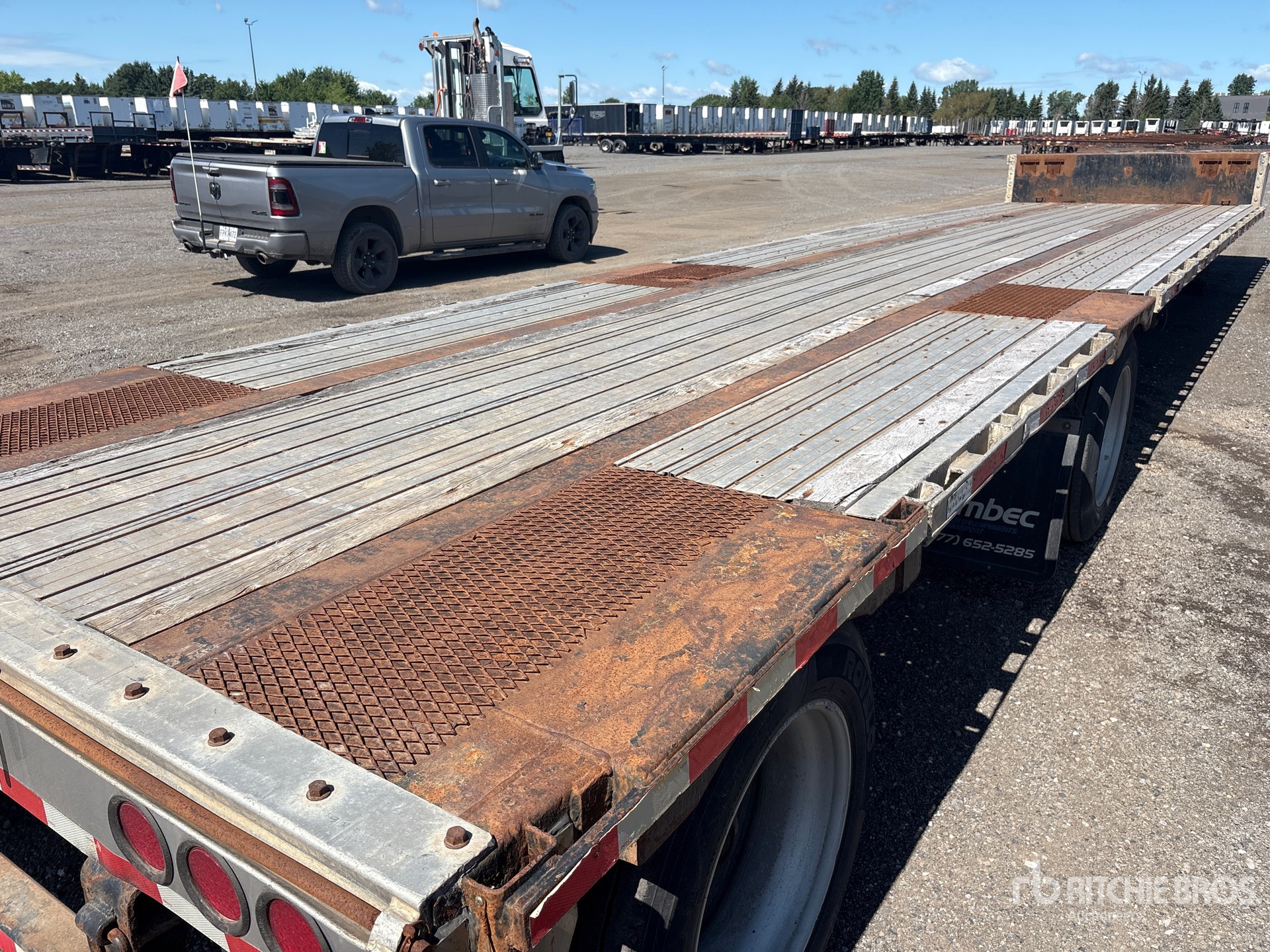 2000 Transcraft 48 ft T/A Spread Axle