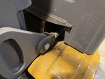 Hydraulics with Mast Tilt Cylinders