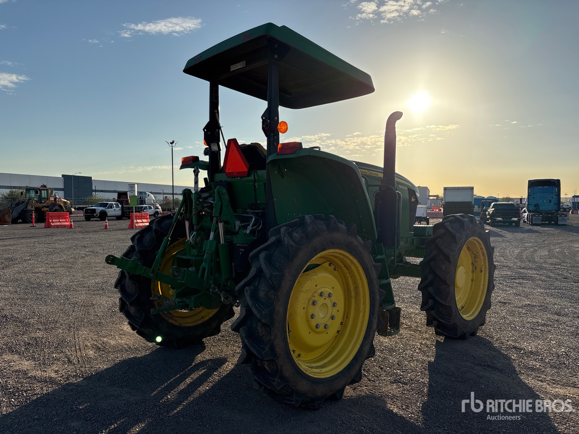 2022 John Deere 6120E