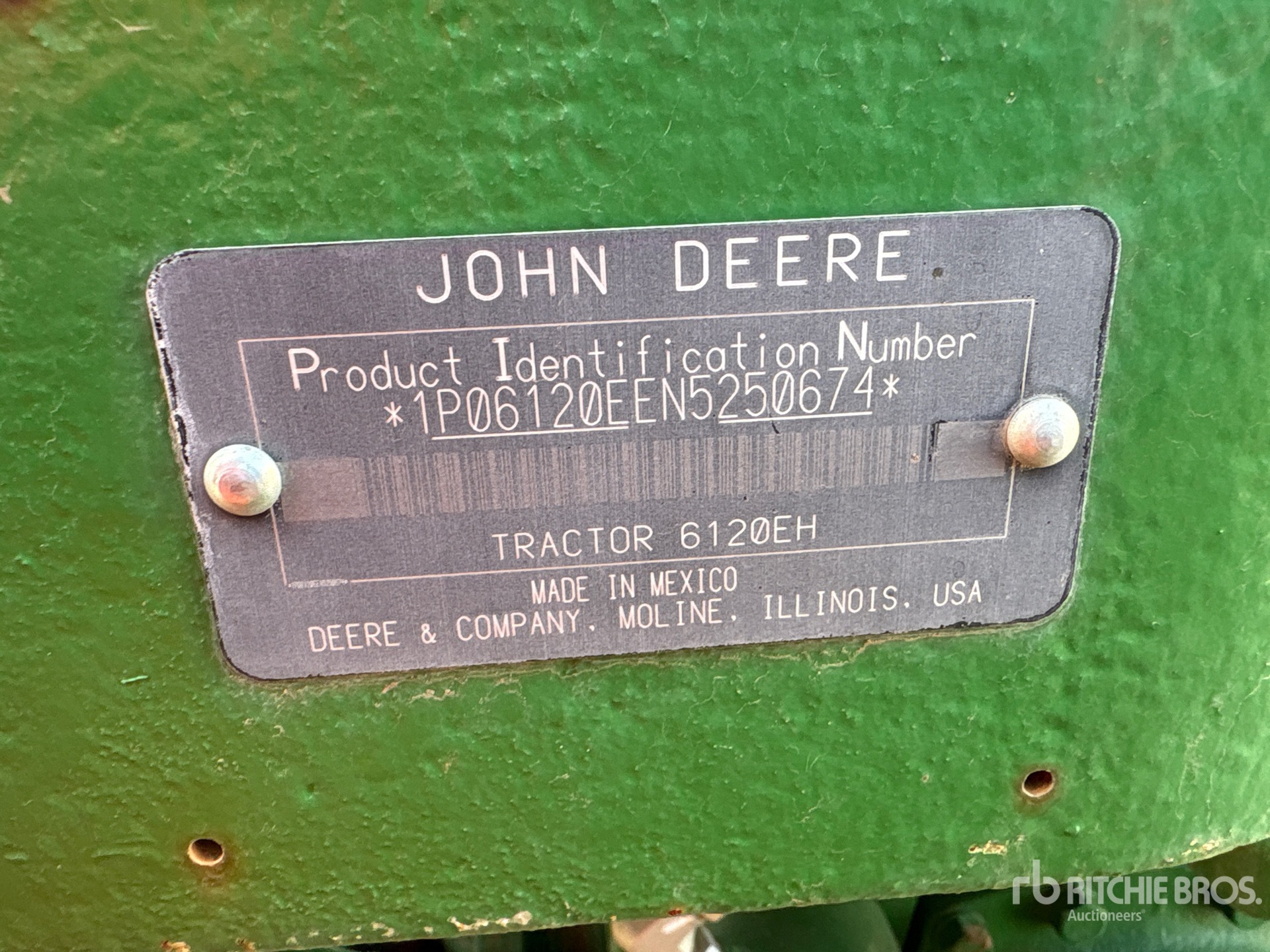 2022 John Deere 6120E