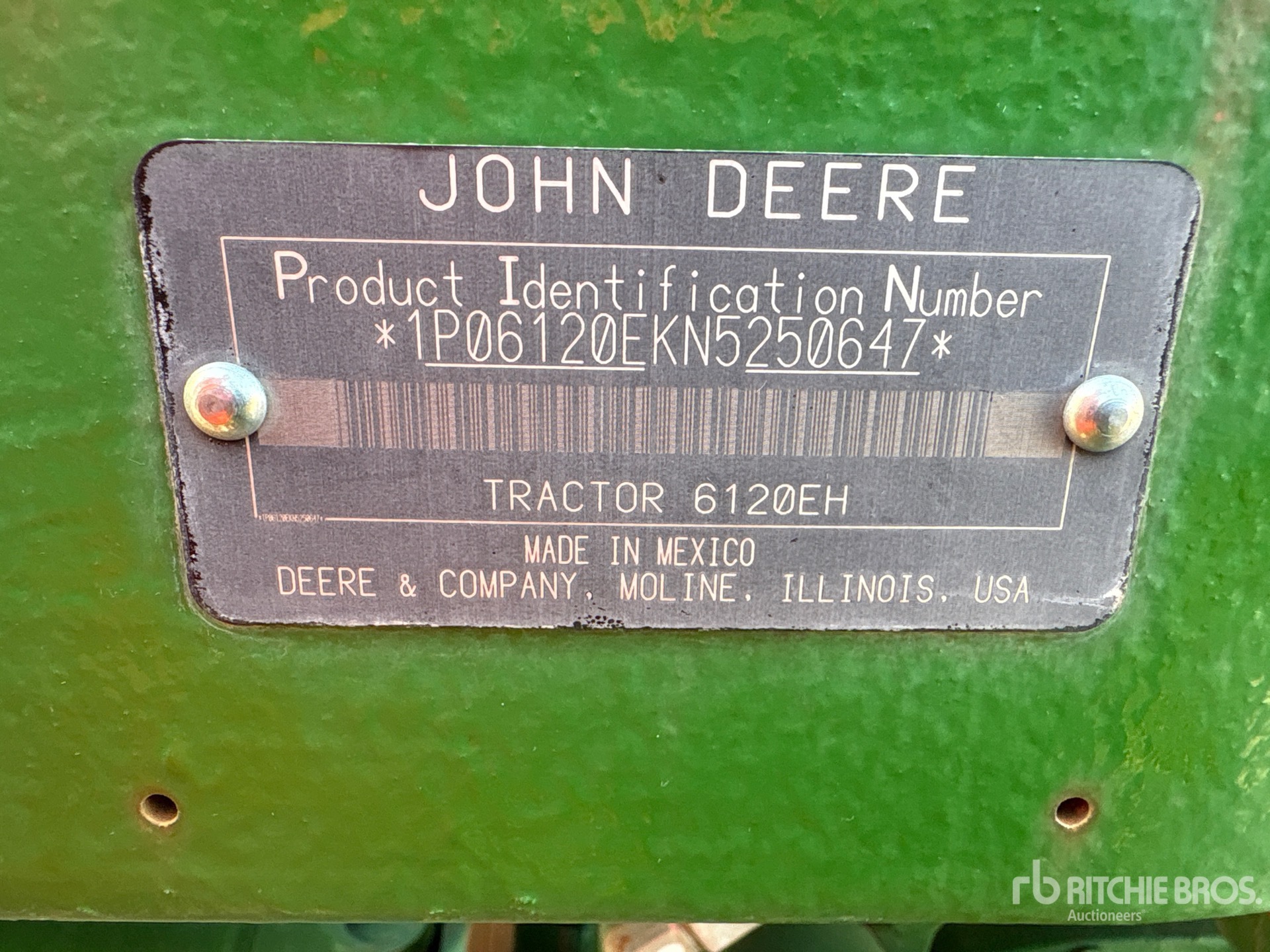 2022 John Deere 6120E