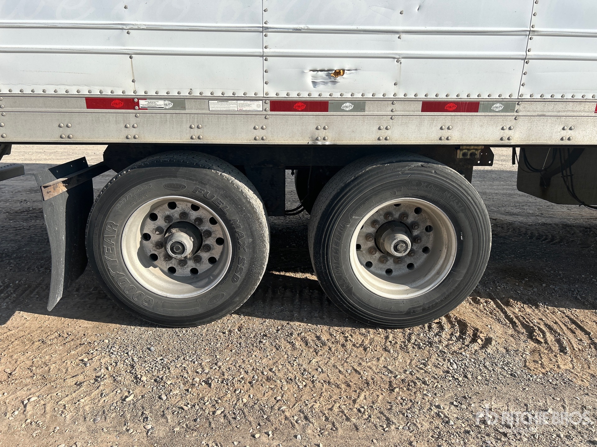 2011 Utility 53 FT X 102 IN T/A