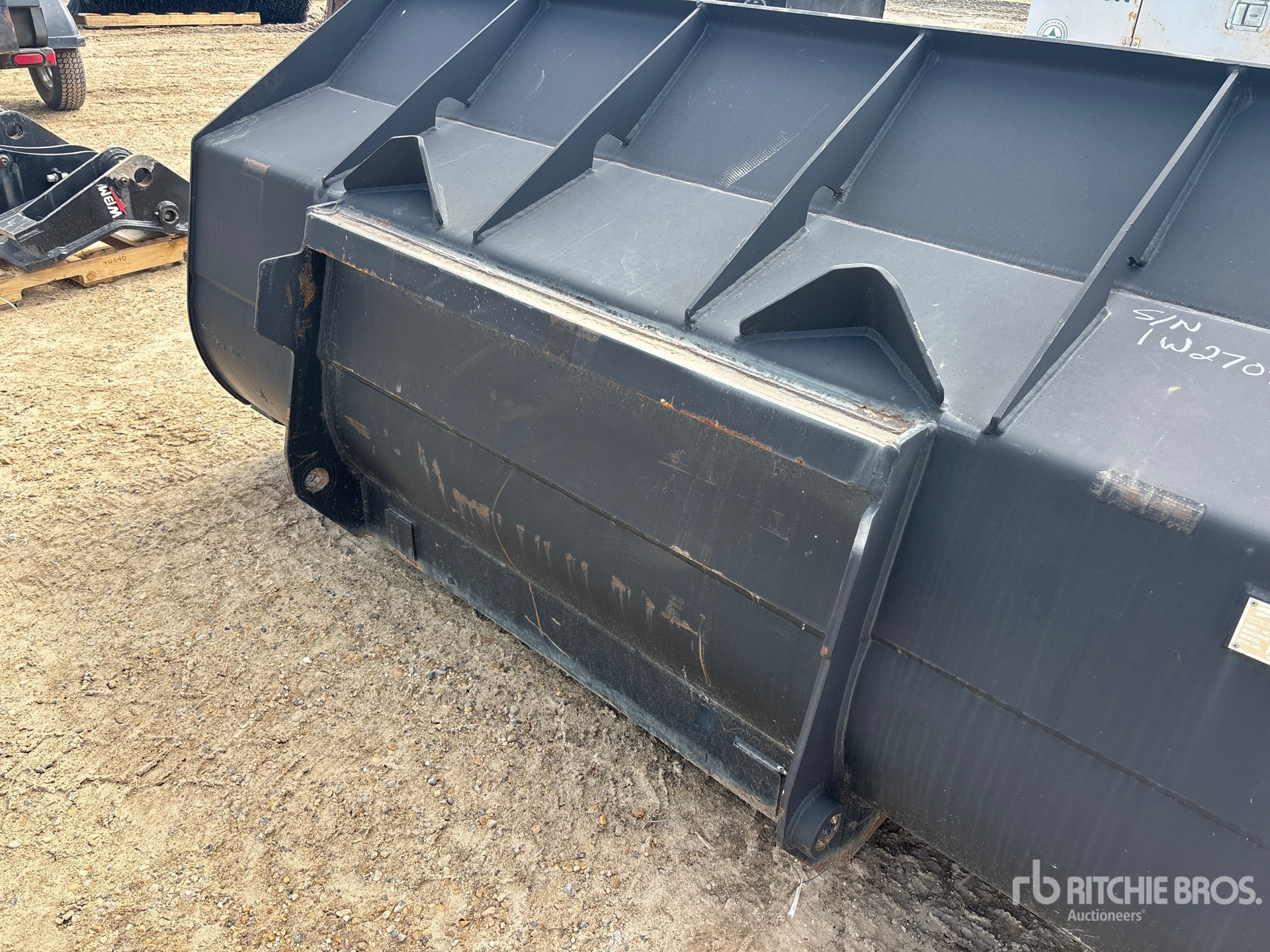 Wabash 102 in - Fits Doosan DL200