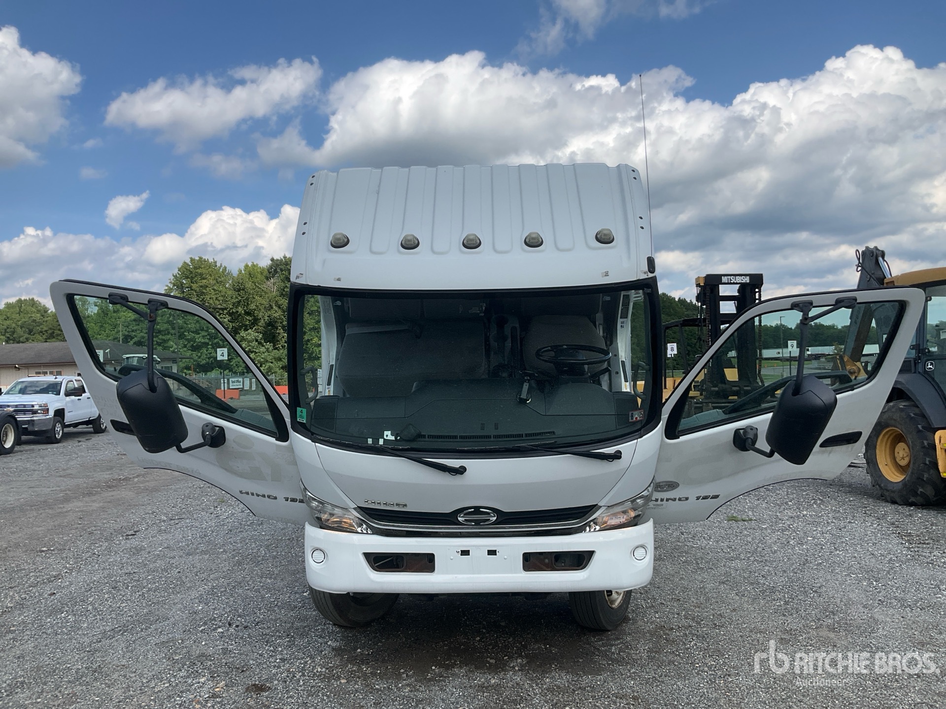 2019 Hino 195