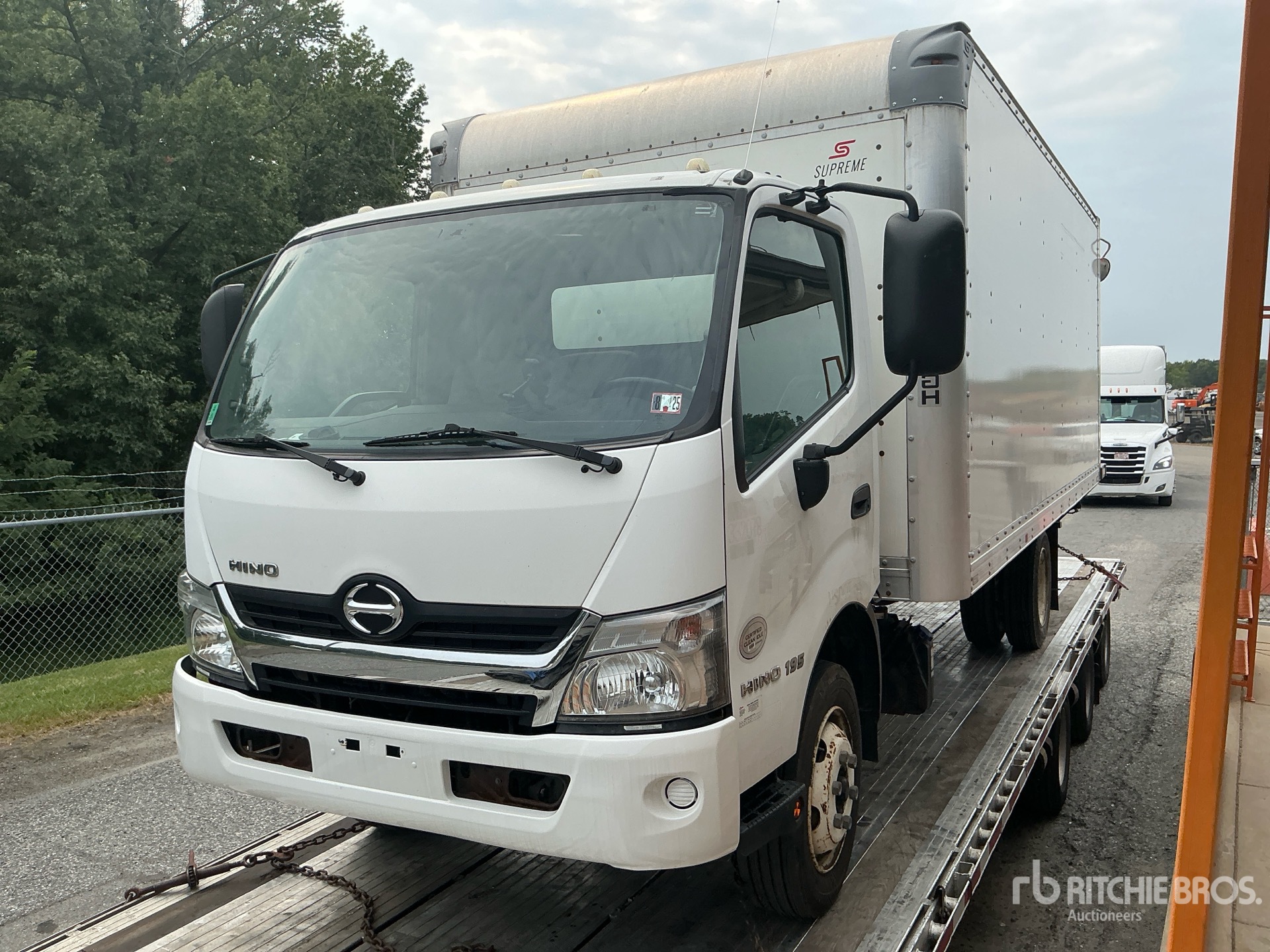 2019 Hino 195
