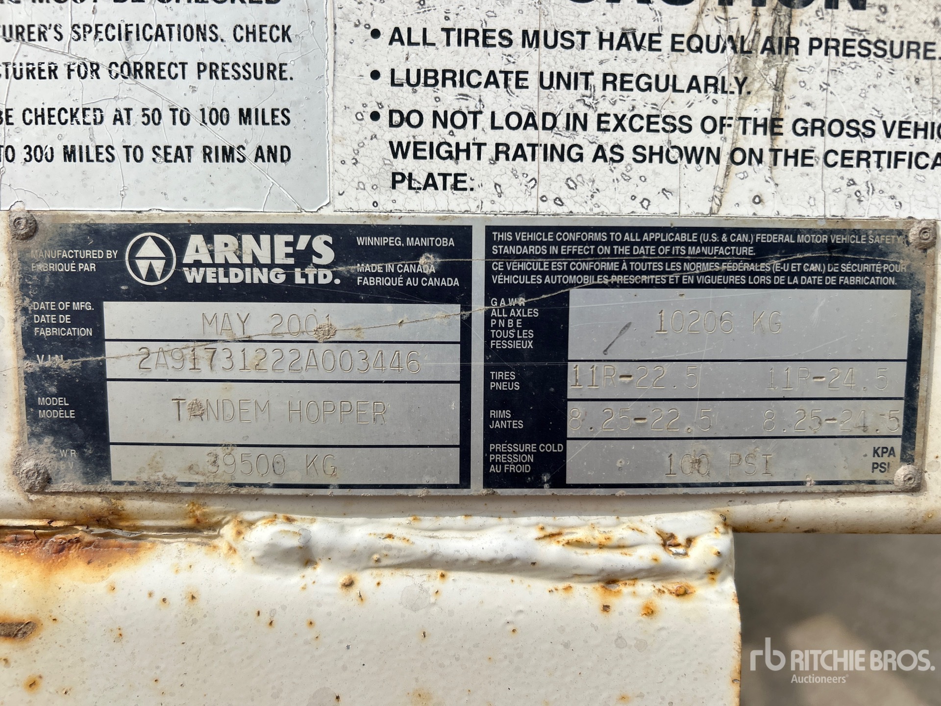2001 Arnes 30 ft T/A