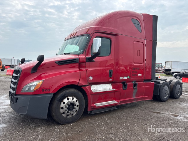2019 Freightliner Cascadia 126 6x4 T/a Sleeper Truck Tractor