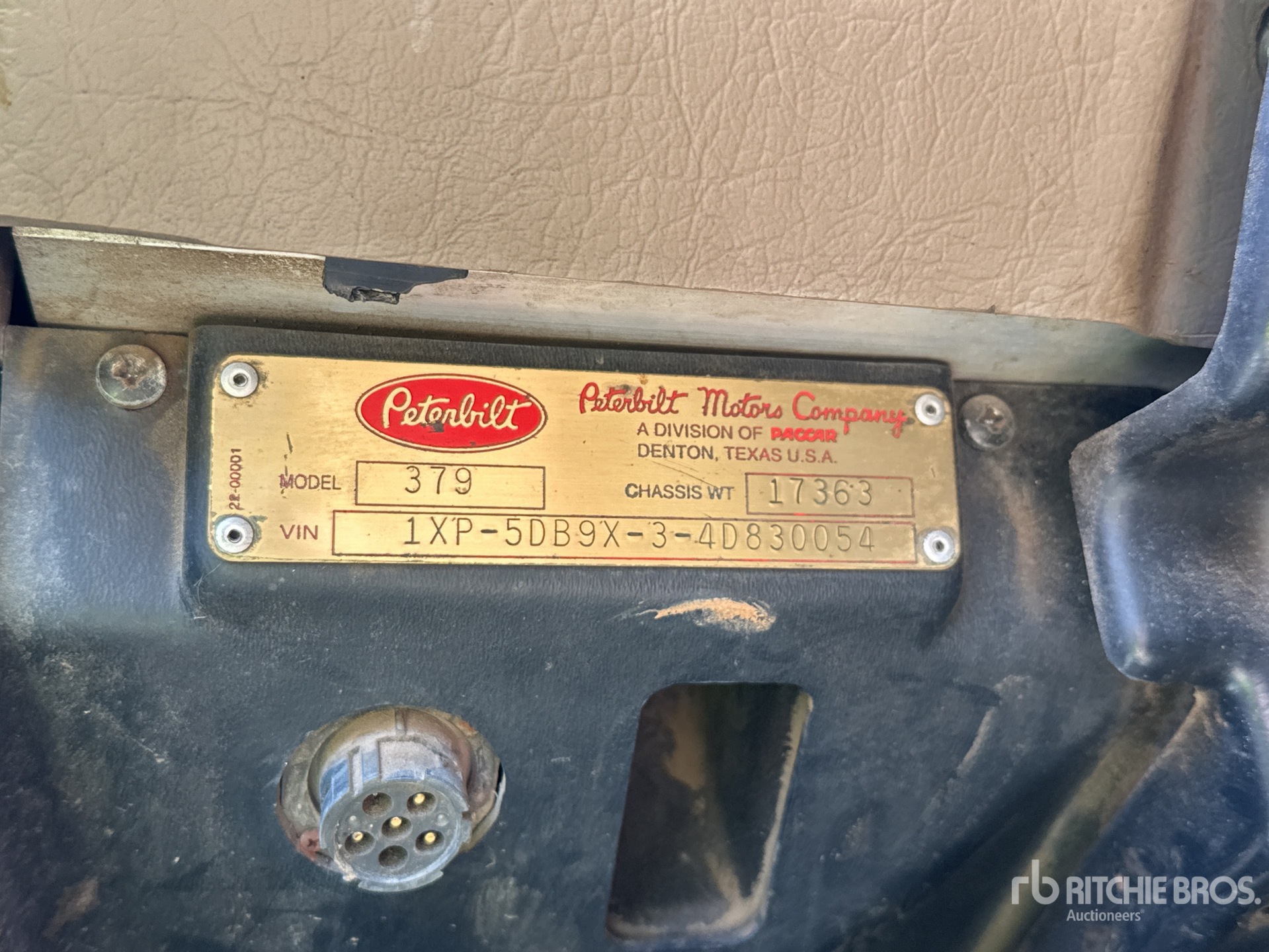 2004 Peterbilt 379