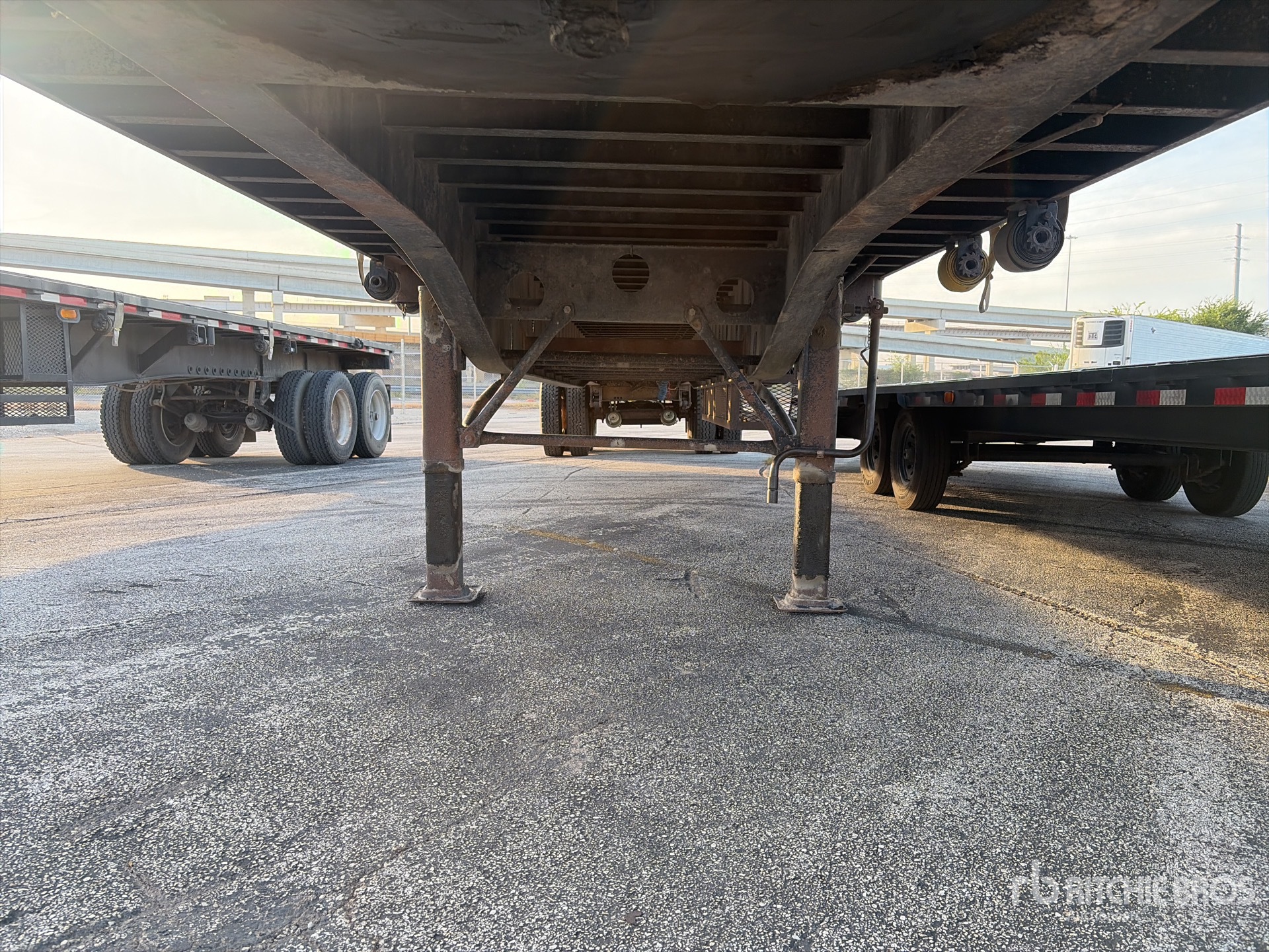2007 Transcraft 48X102
