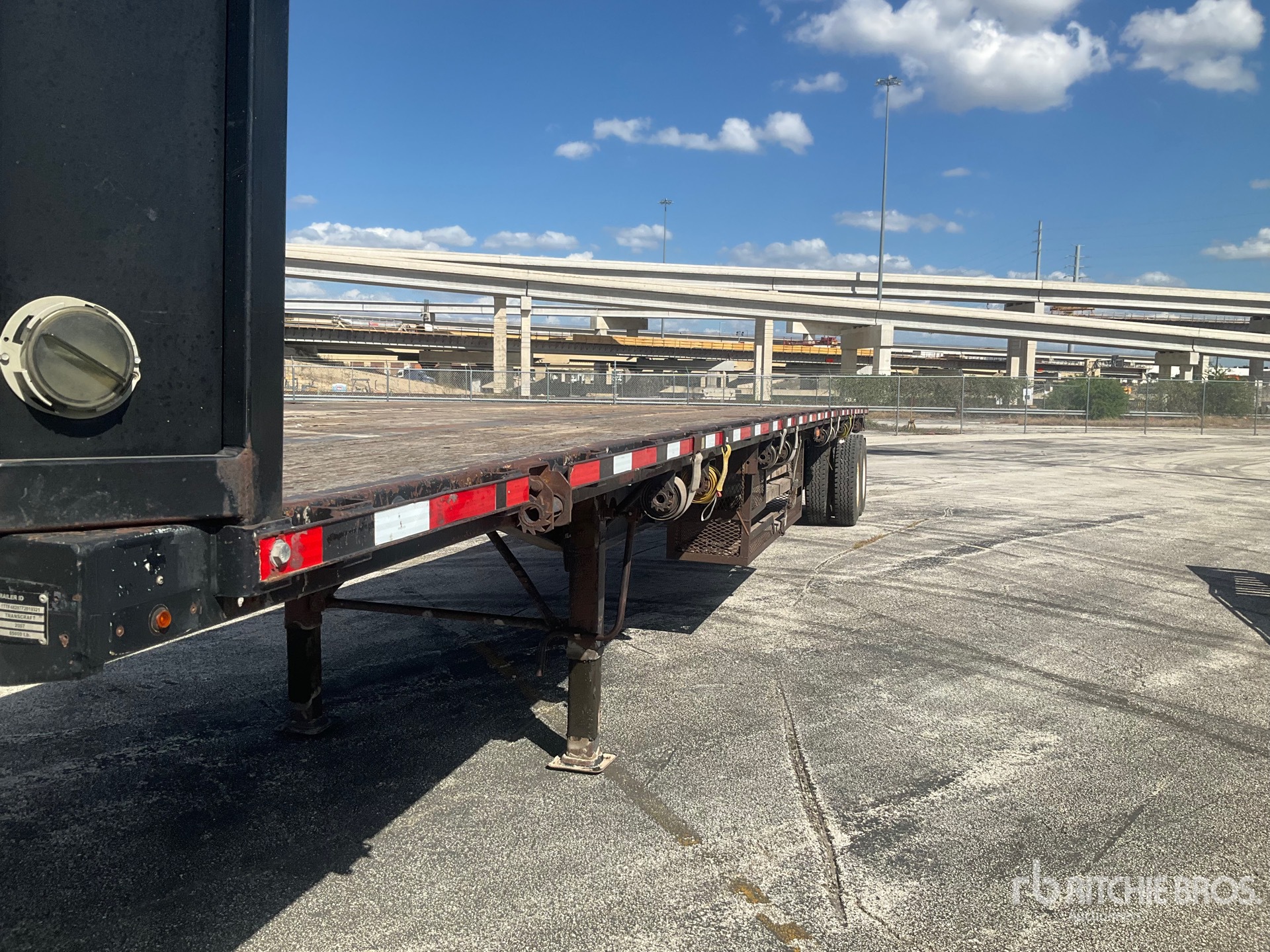 2007 Transcraft 48X102
