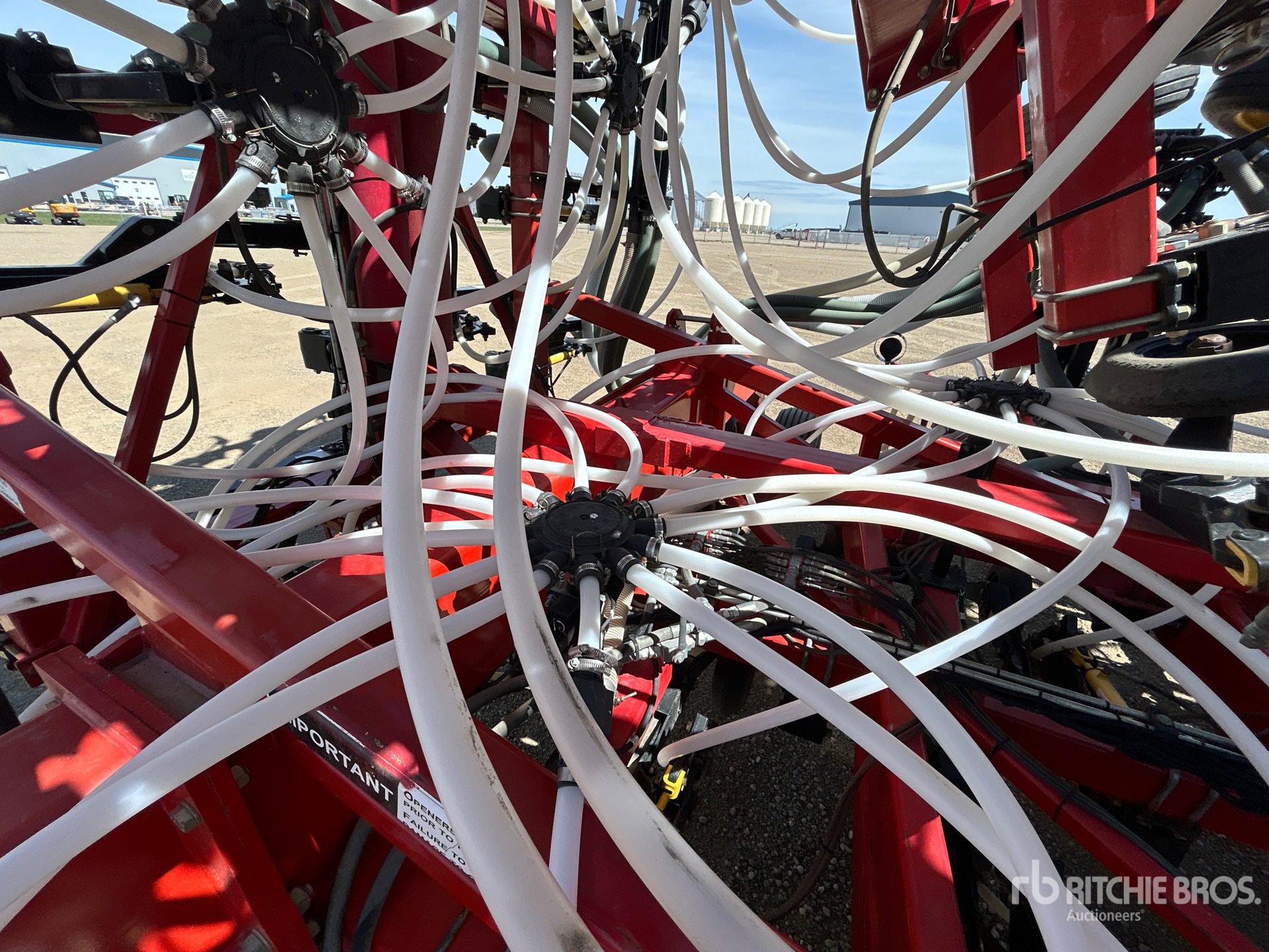 2011 Bourgault 3310 PHD