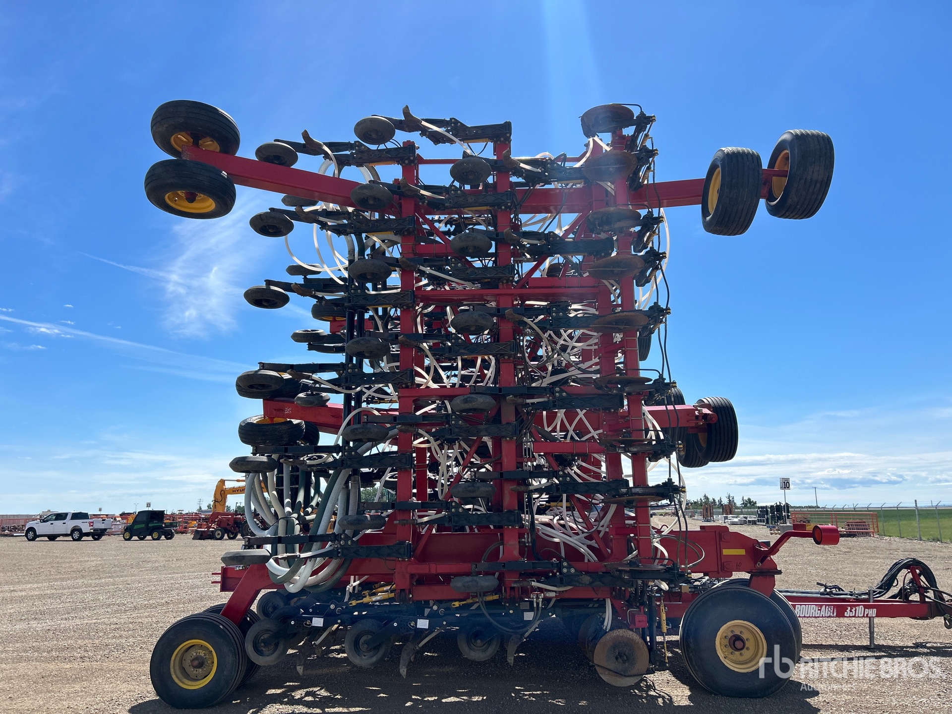 2011 Bourgault 3310 PHD