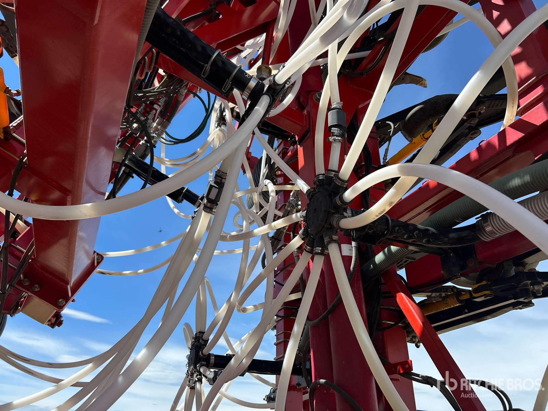 2011 Bourgault 3310 PHD