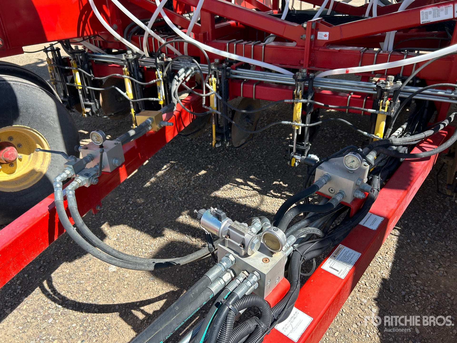 2011 Bourgault 3310 PHD