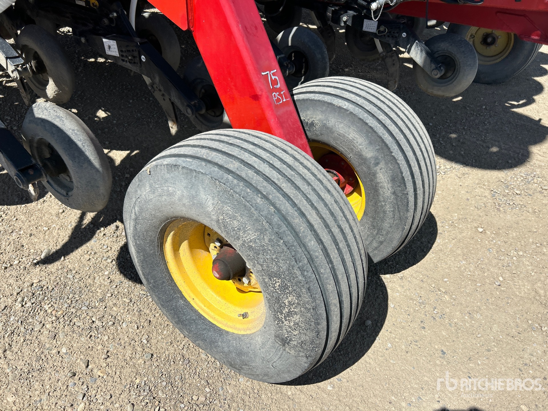 2011 Bourgault 3310 PHD