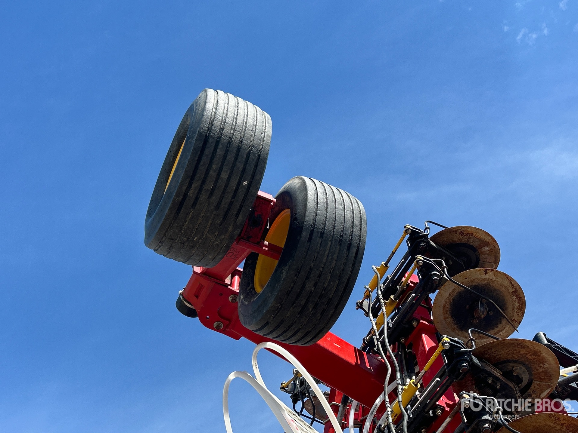 2011 Bourgault 3310 PHD