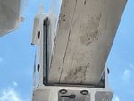 Configuration with Boom Wear Guides