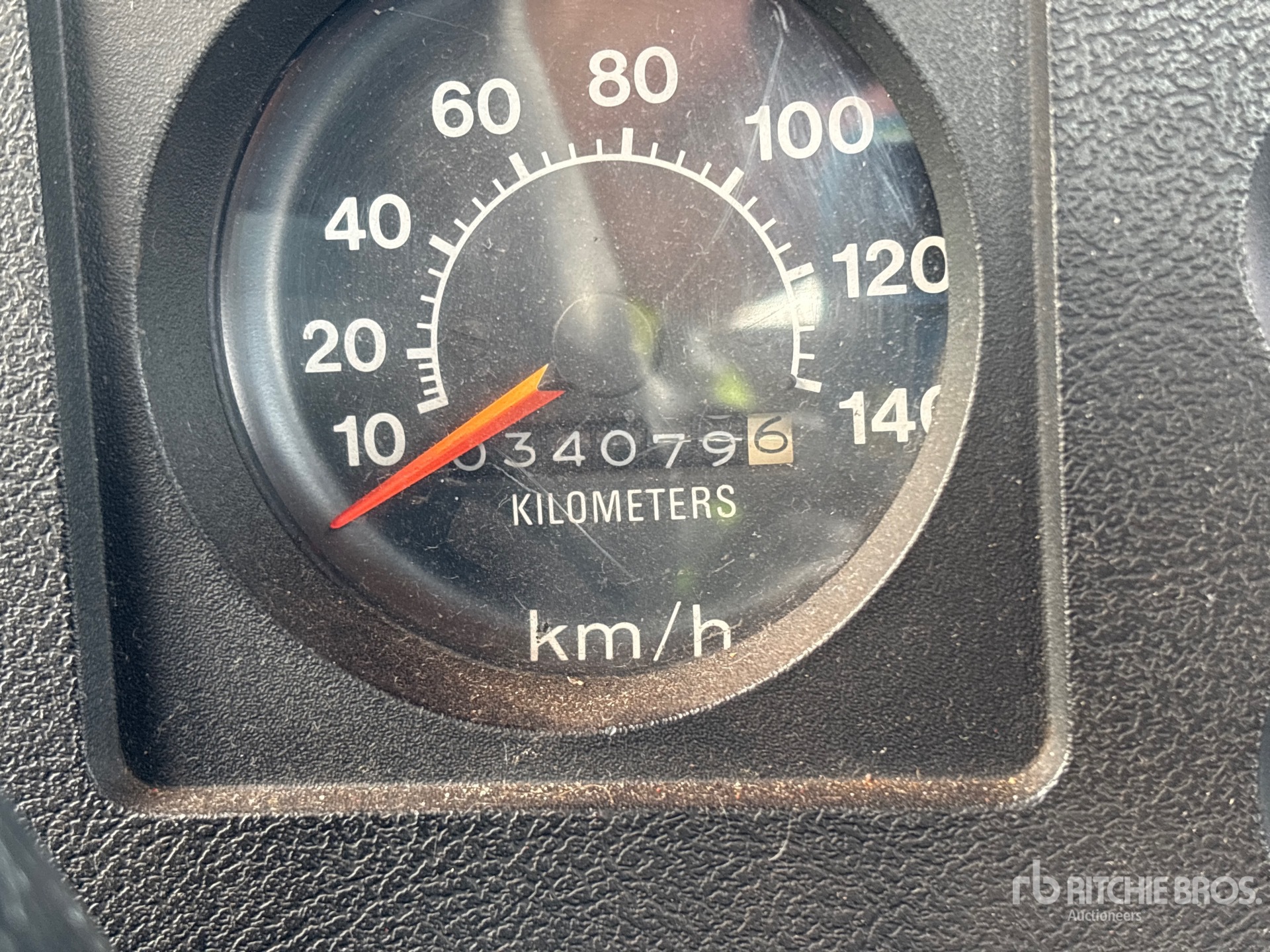 1984 International 2574