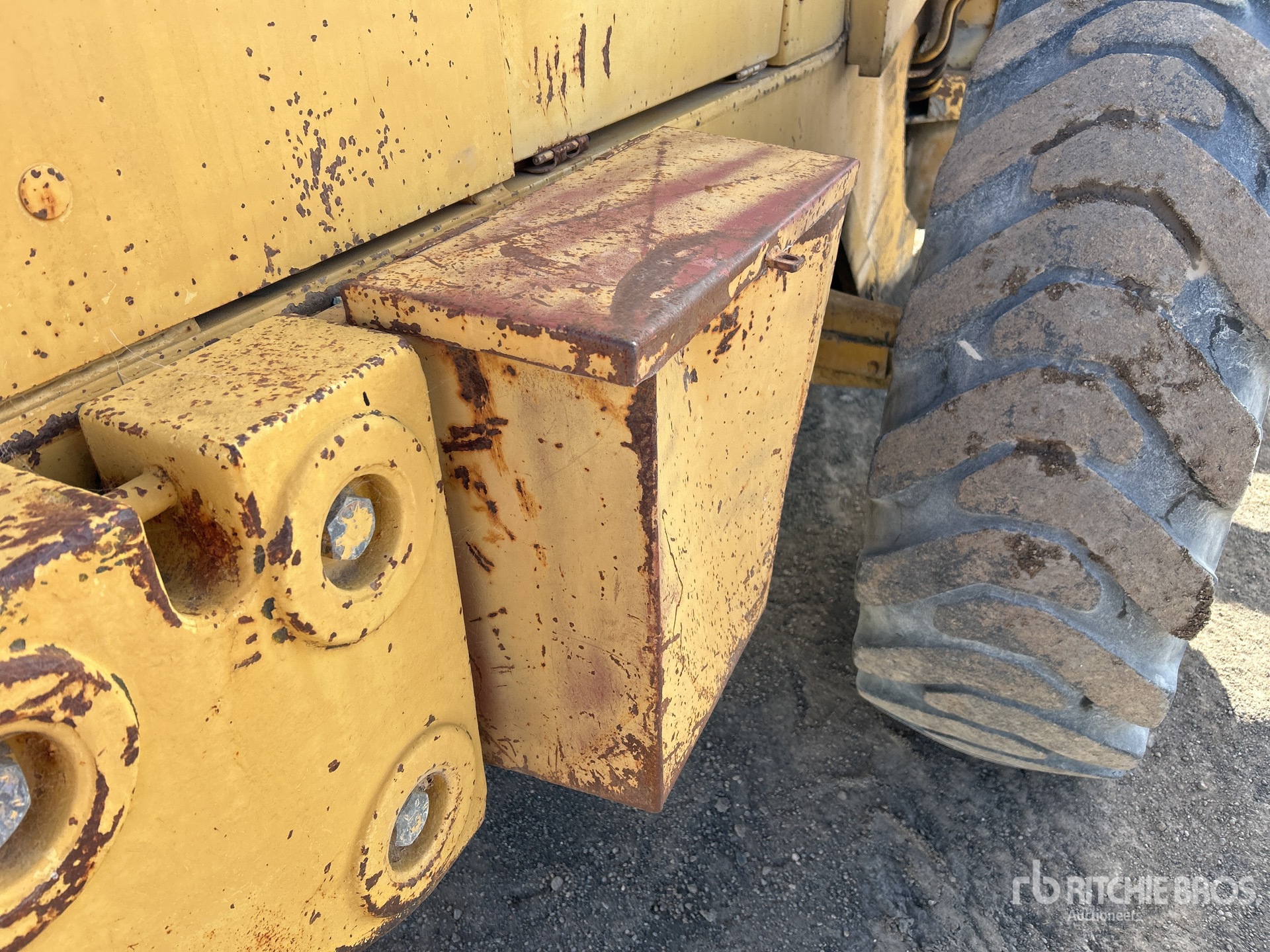 1989 Caterpillar 916