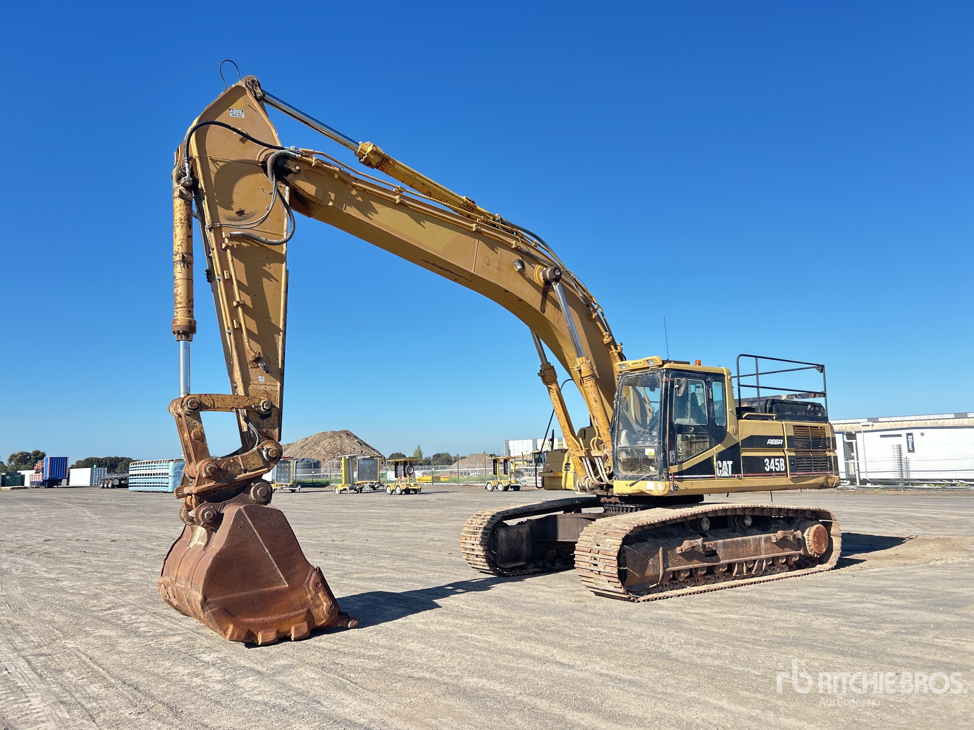 2000 Caterpillar 345B