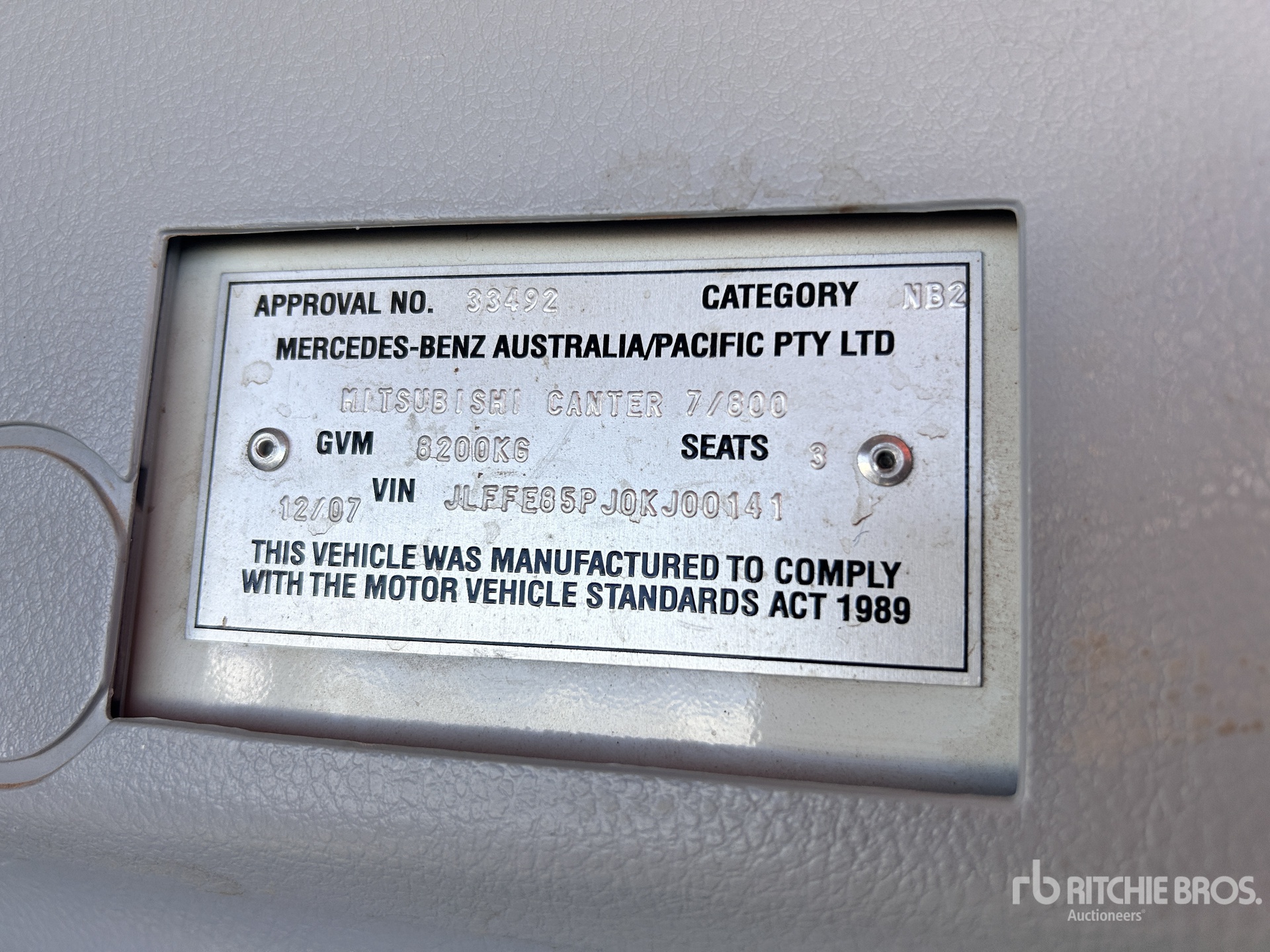 2007 Mitsubishi FUSO CANTER 7/8