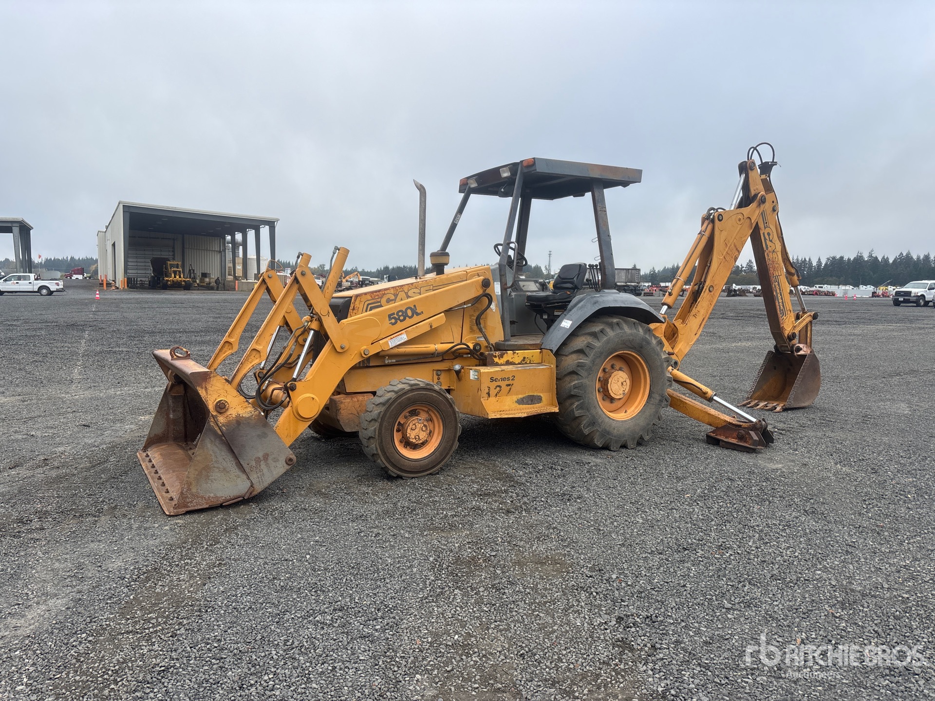 Photo of 2003 Case 580L
