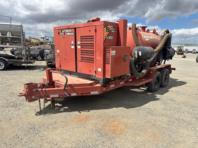 Ditch Witch FX65 800 gal T/A Vacuum Excavation Unit