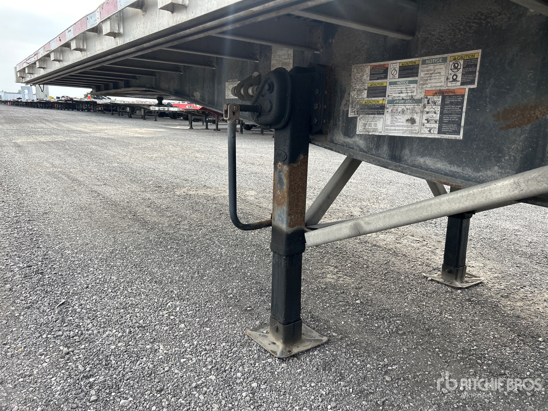 2019 Wilson 48 FT T/A SPREAD AXLE