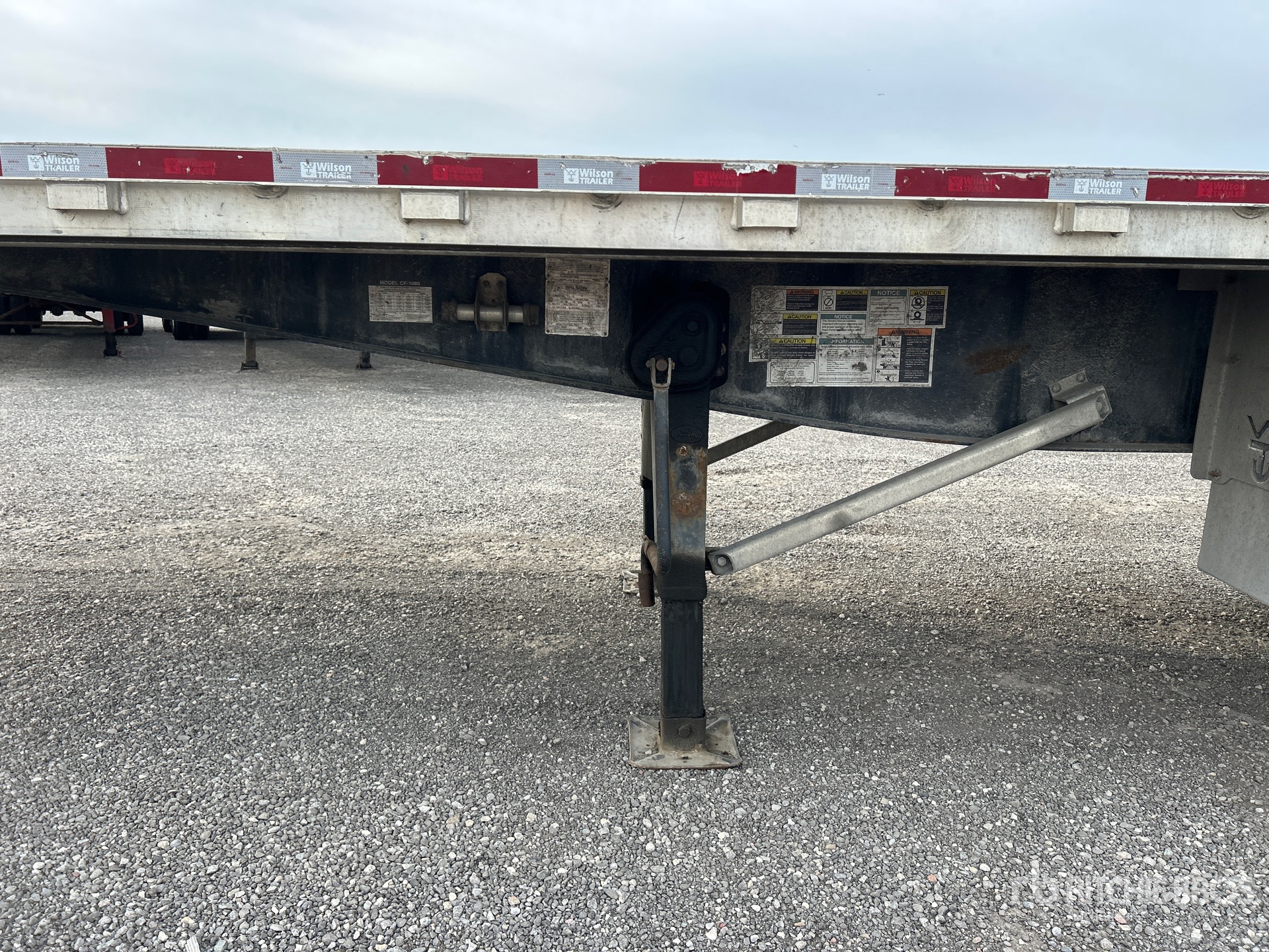 2019 Wilson 48 FT T/A SPREAD AXLE