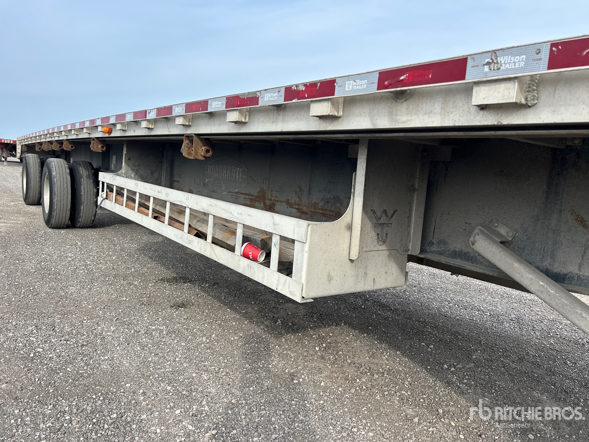 2019 Wilson 48 FT T/A SPREAD AXLE