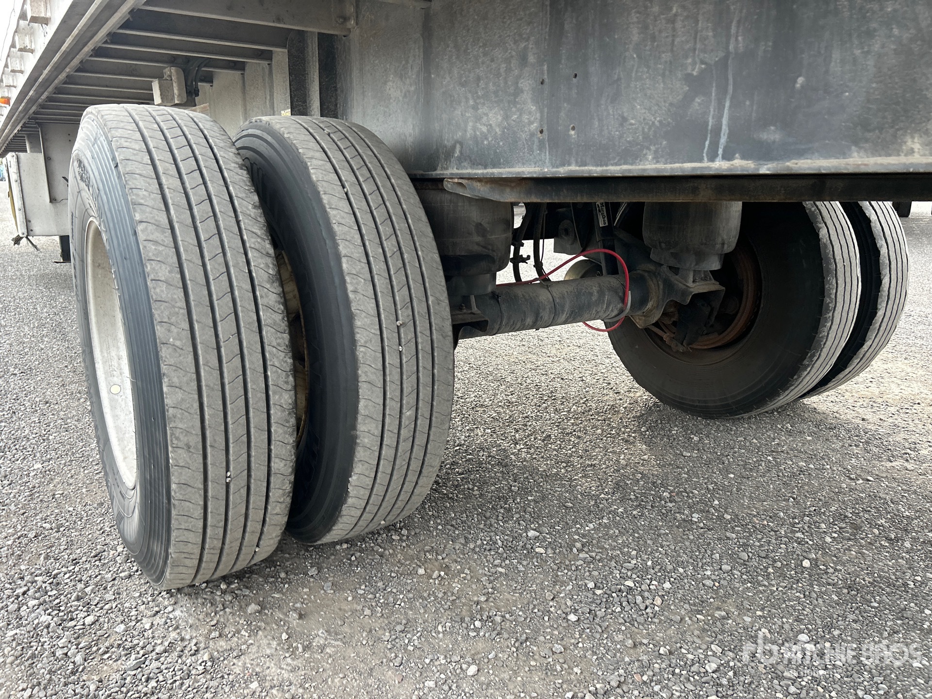 2019 Wilson 48 FT T/A SPREAD AXLE