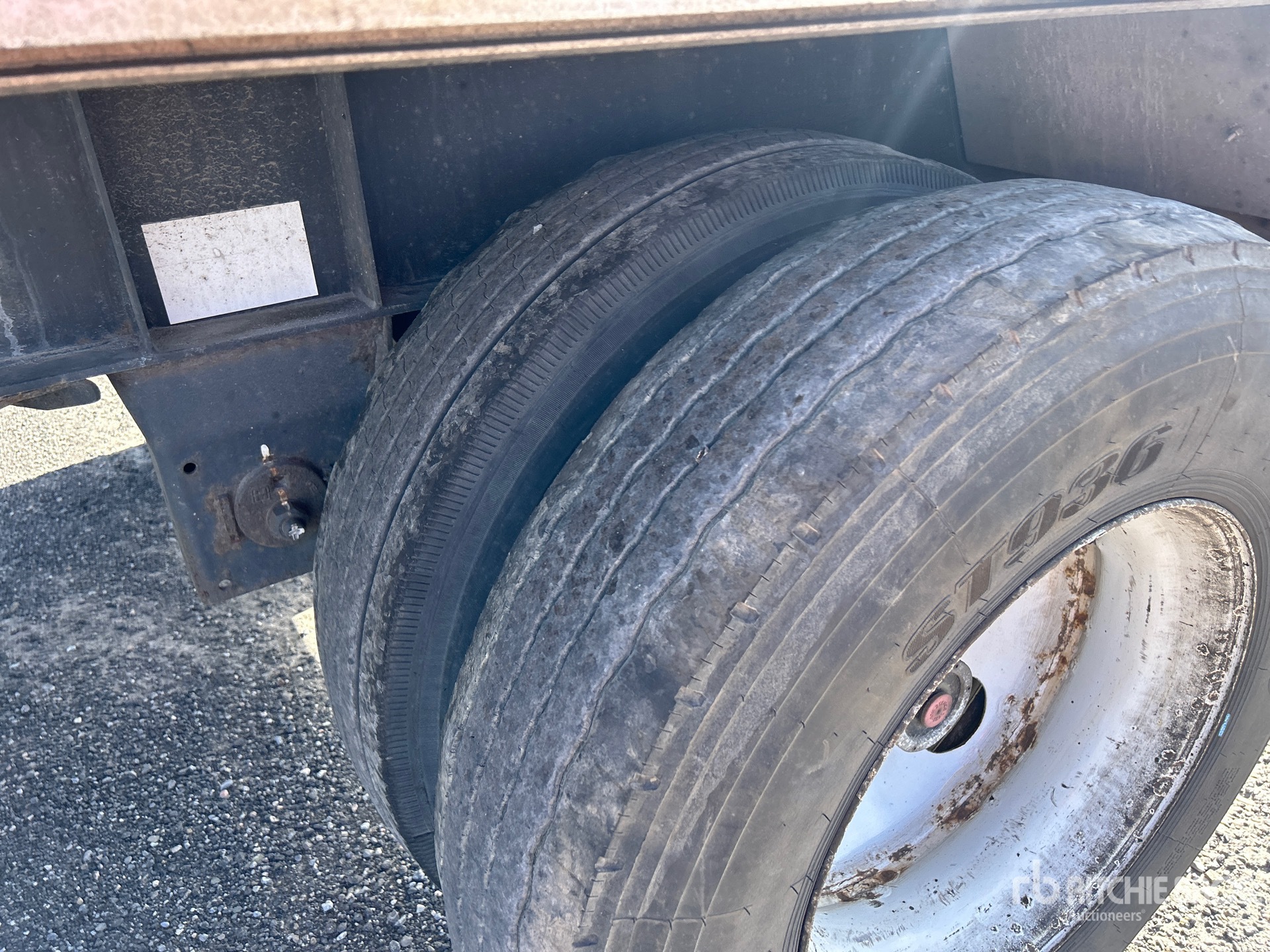 2019 Wilson 48 FT T/A SPREAD AXLE