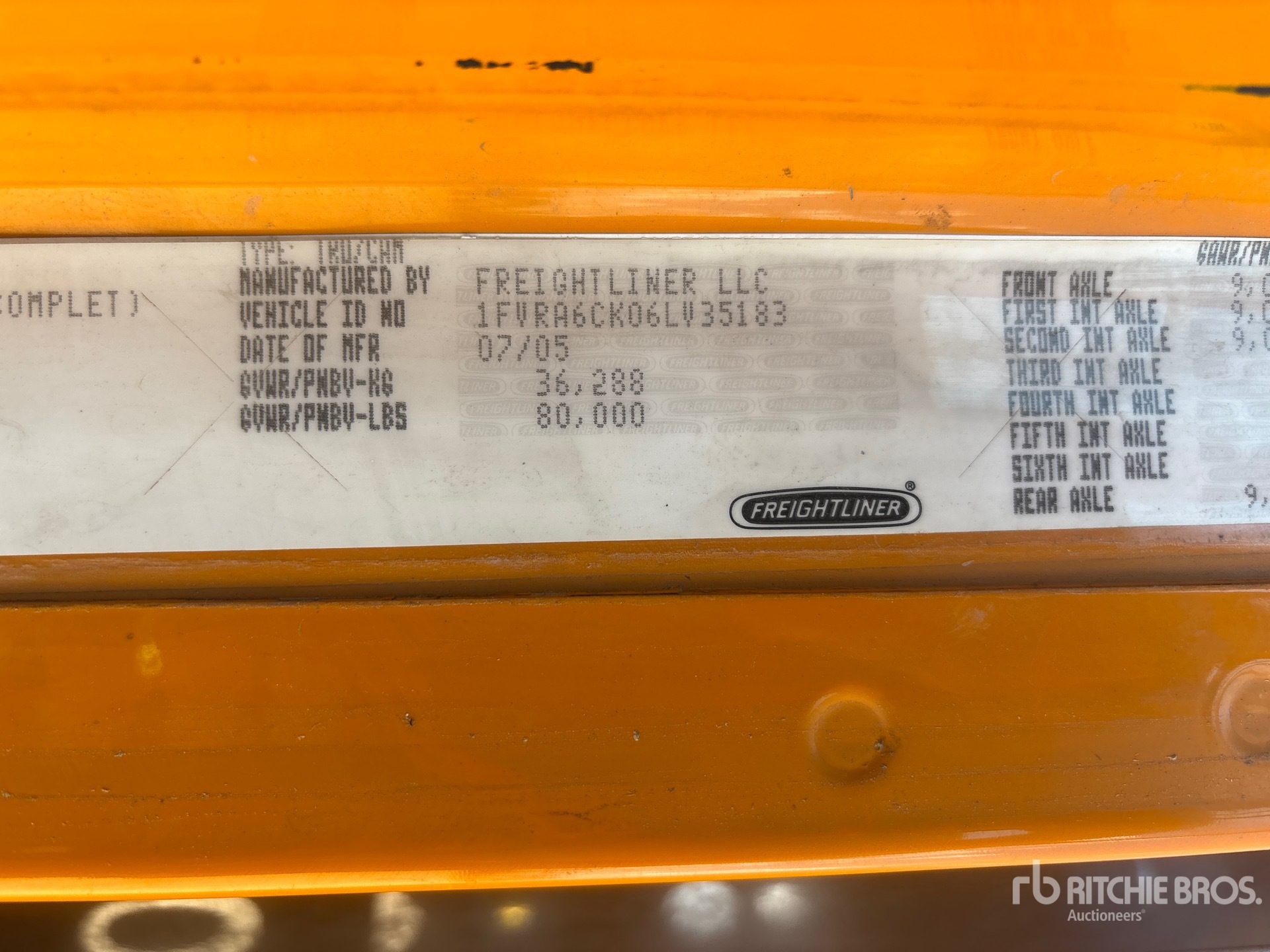 2006 Freightliner Columbia 120