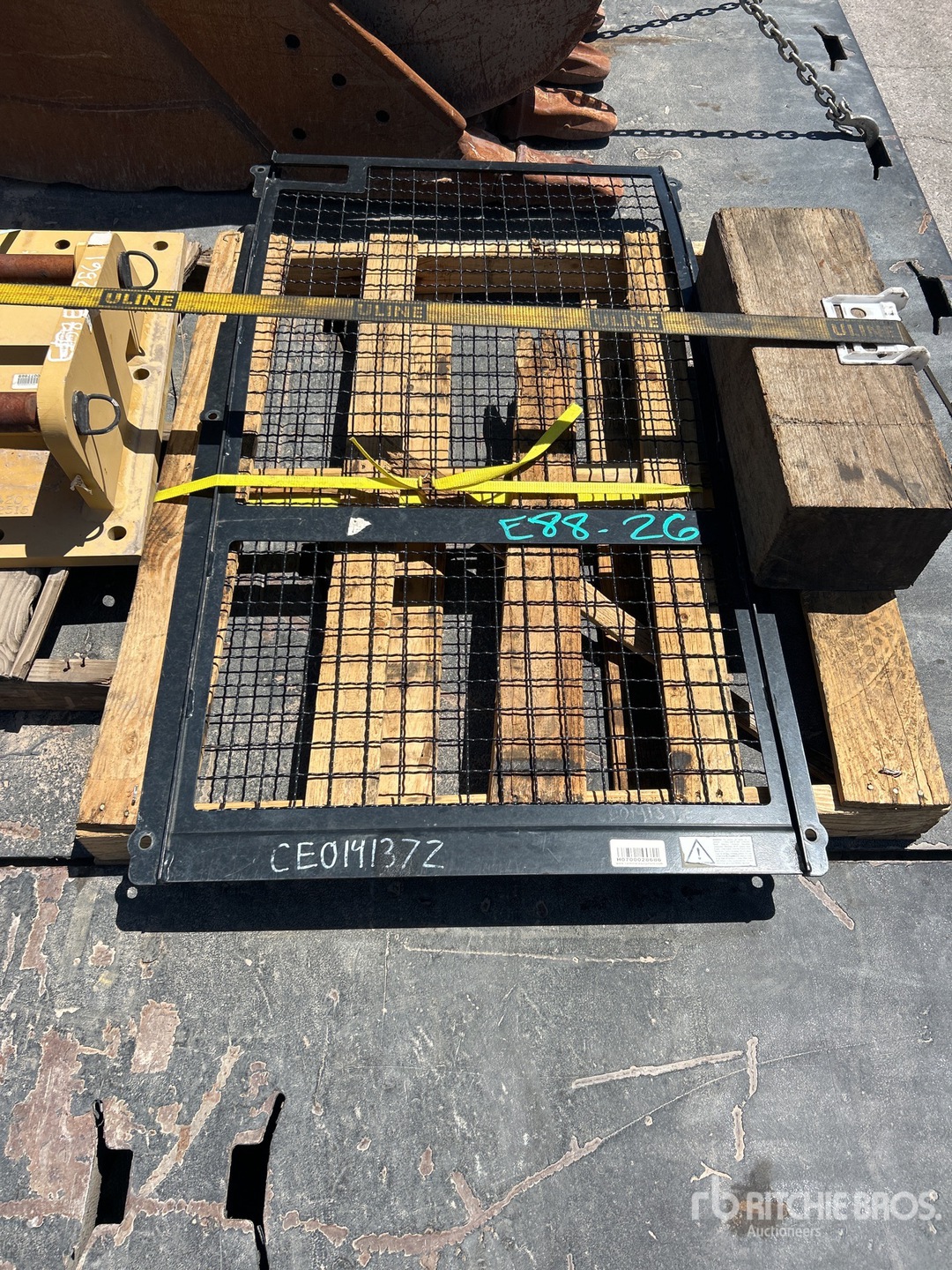 Photo of Caterpillar 5T-HMRGRD