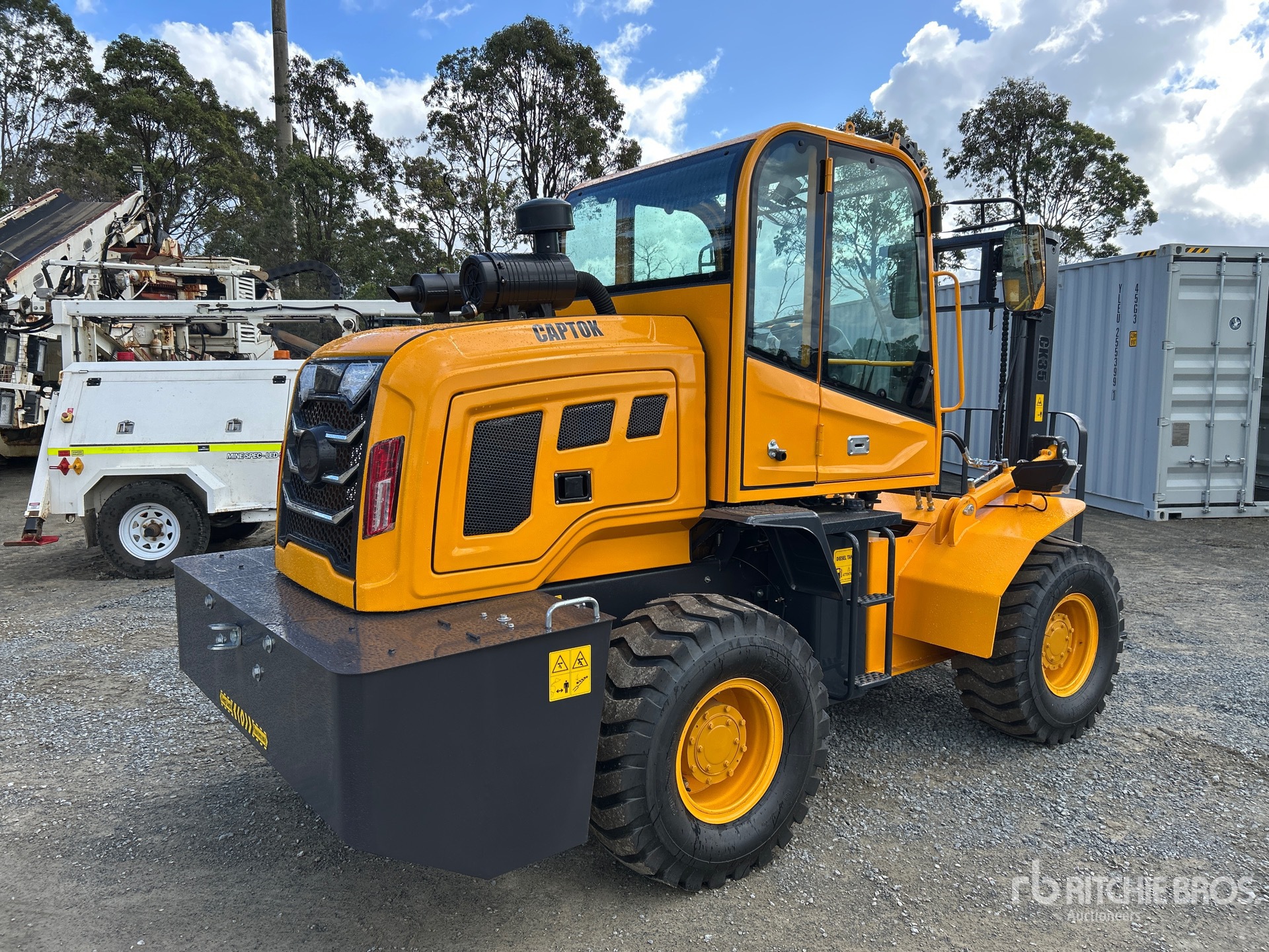 General Appearance with Picture, Right Rear Corner