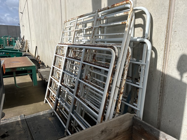 Quantity of Trailer Headboard Gates